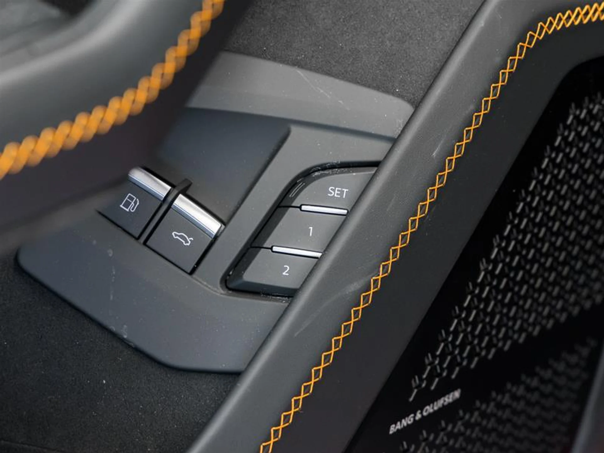 mph018_3662490132_10944895_1594274865_4c76fadc08