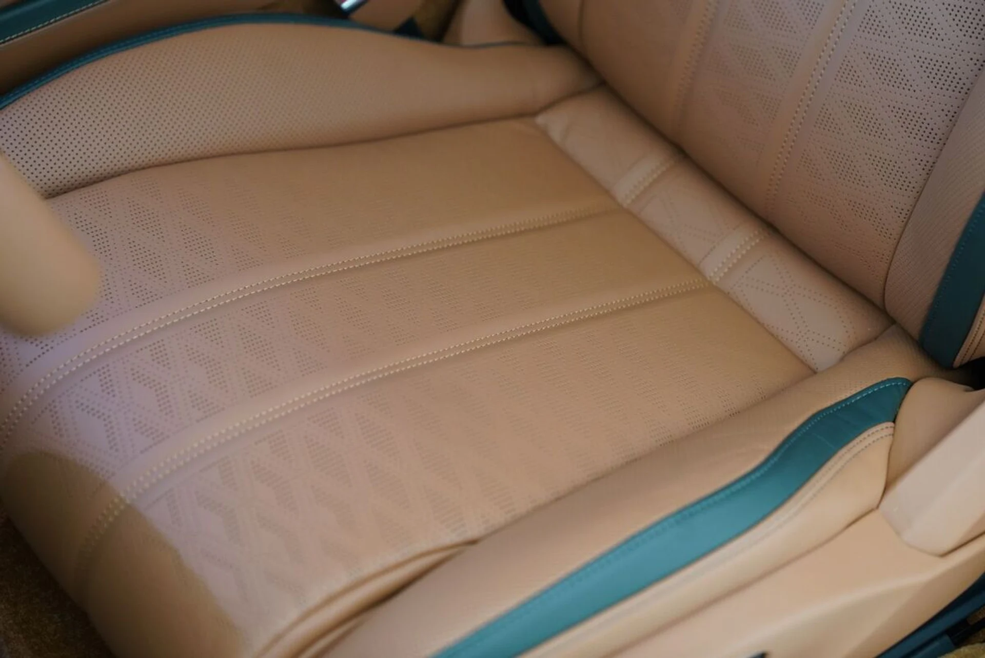 mph018_3666375488_qix97nfxblg18k9z7iae1ipb7go6_037ced5400