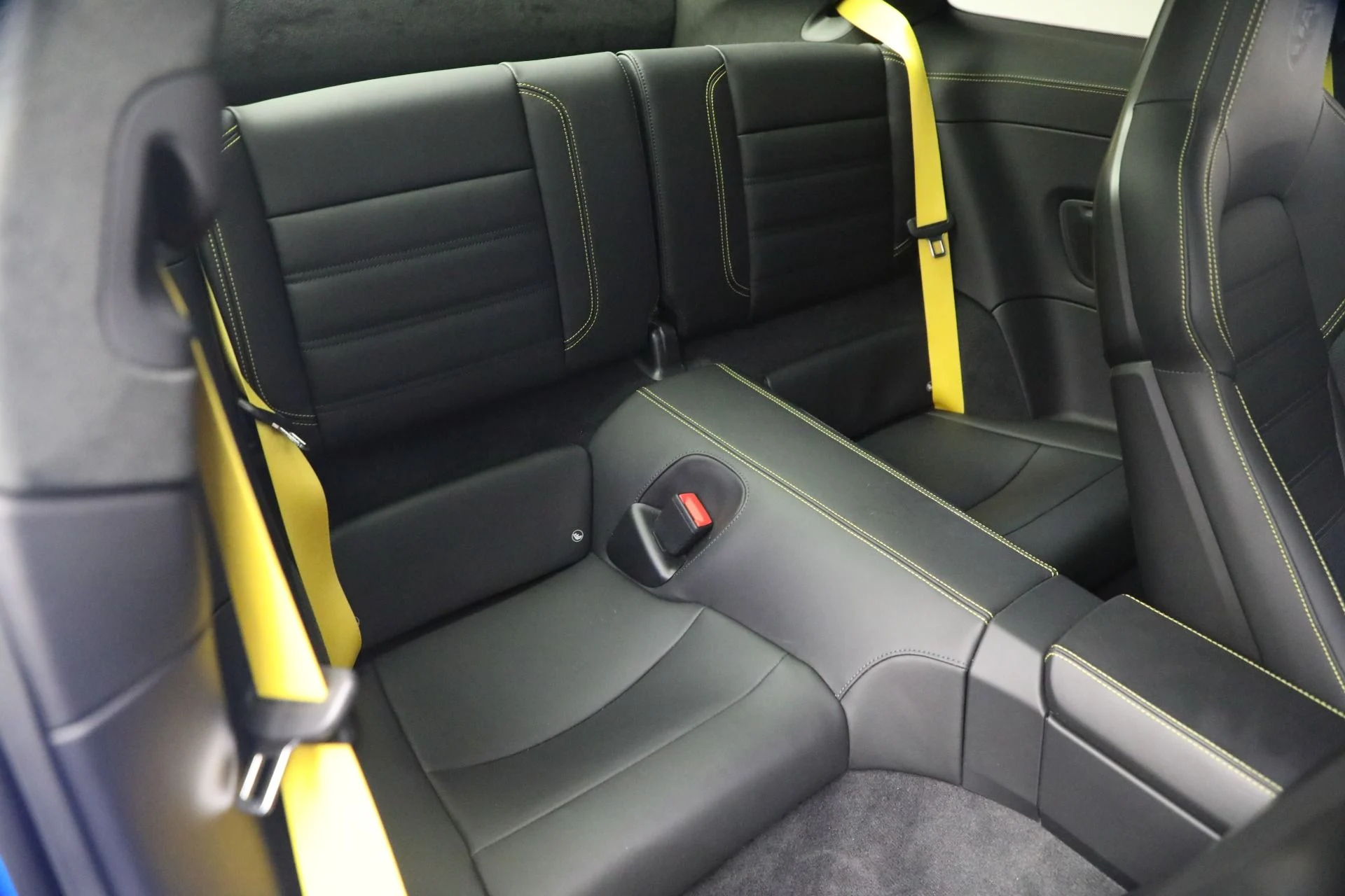 mph018_3684510255_Used_2022_Porsche_911_Turbo_S_1773502878_df9b9b0287