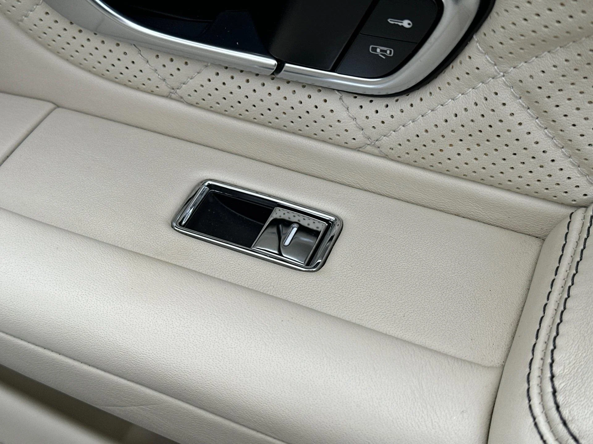 mph018_3684562355_Used_2017_Bentley_Continental_GT_V8_1767193811_c7366506b7