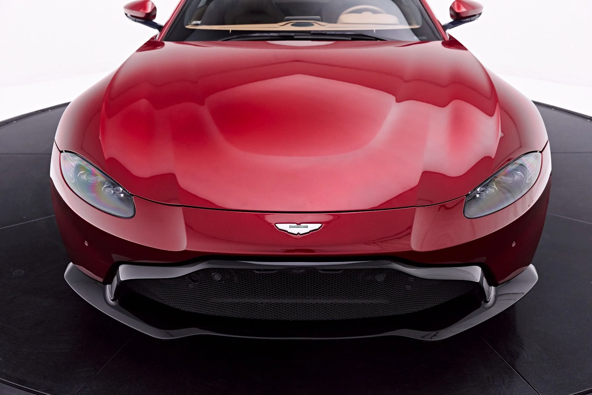 mph018_3686090968_Used_2020_Aston_Martin_Vantage_Base_1777504272_3a8d57db04