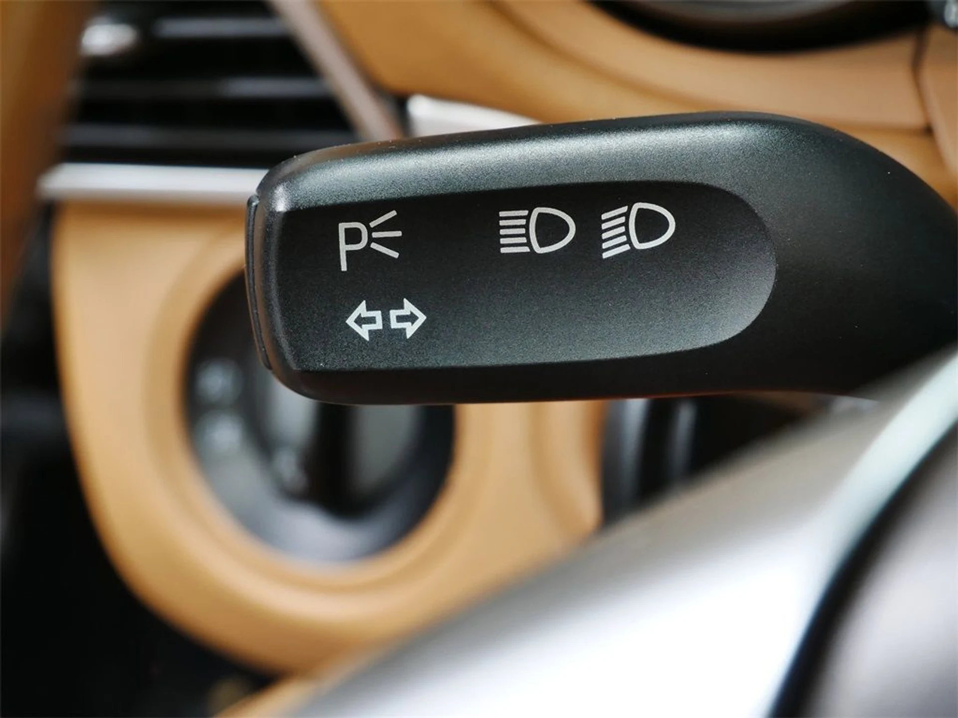 mph018_3694349601_eb37833f37f42edc9f61fc1384aaec34_9e326d505c