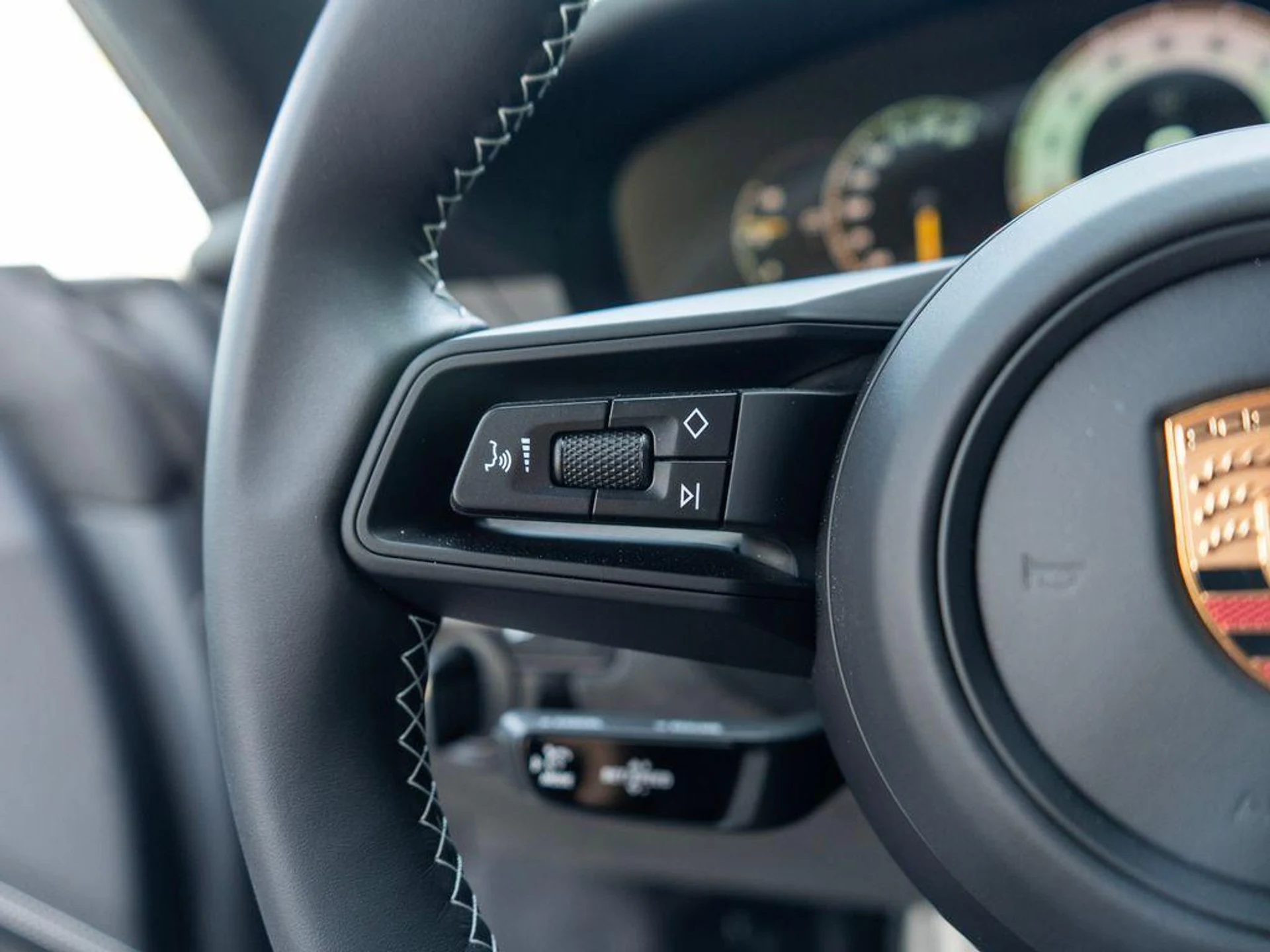 mph018_3702045342_k_Hy28_1_O_Wvy_L_Nj56_U_Zn_Eqiy_RW_9_E_602a79846f