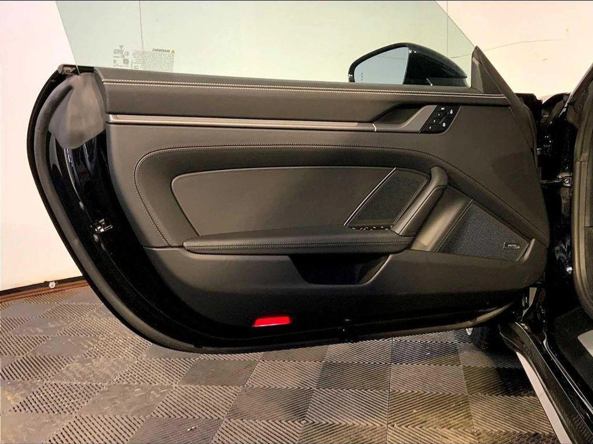 mph018_370298541_W_Bhbpu9u_JI_673_Xs_J_Jkm_NM_3_F5o_SE_60db98c621