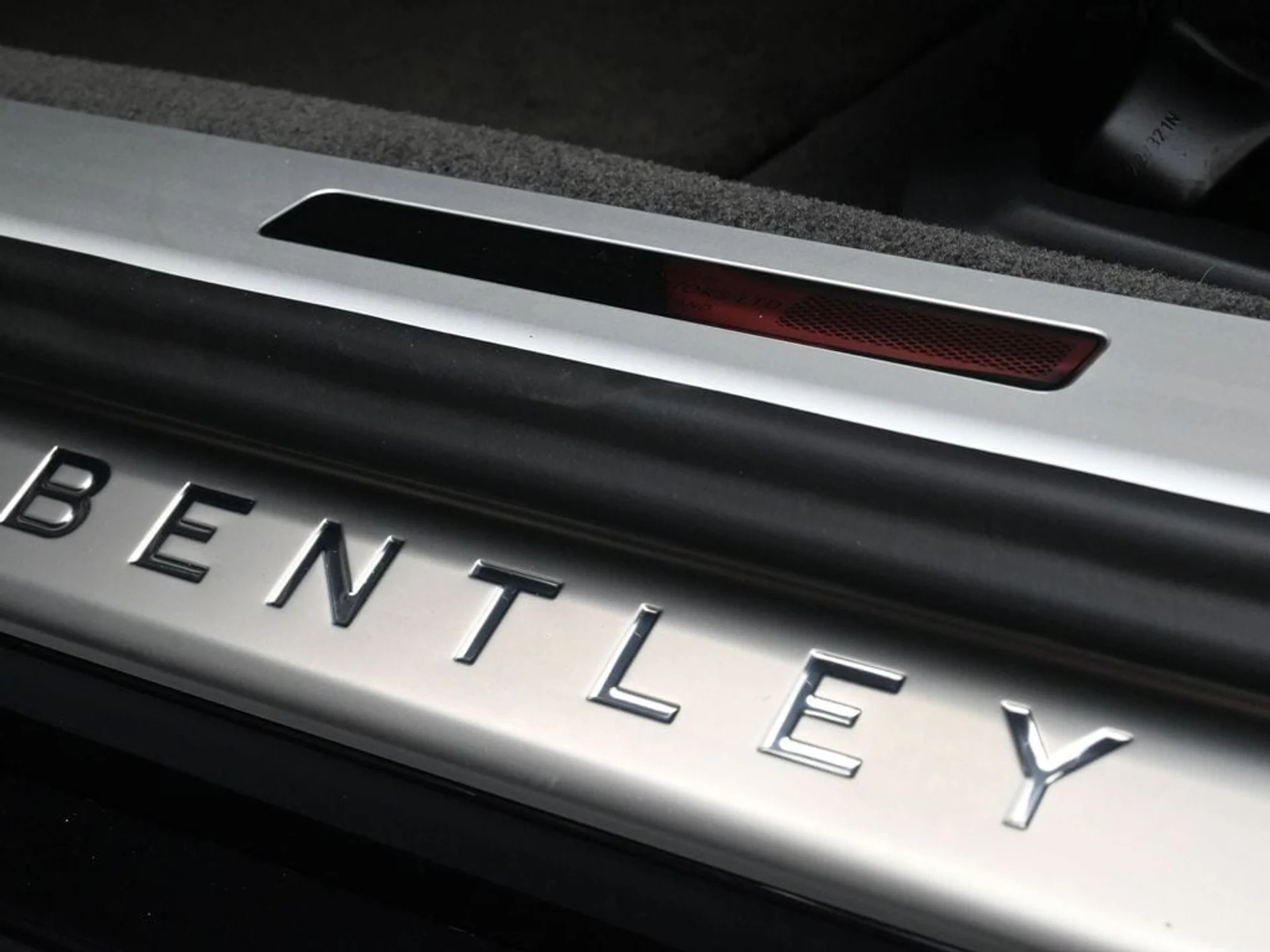 mph018_3723425247_0ec6363e041dedc13e35e34e1c3b10bex_418b2a6591