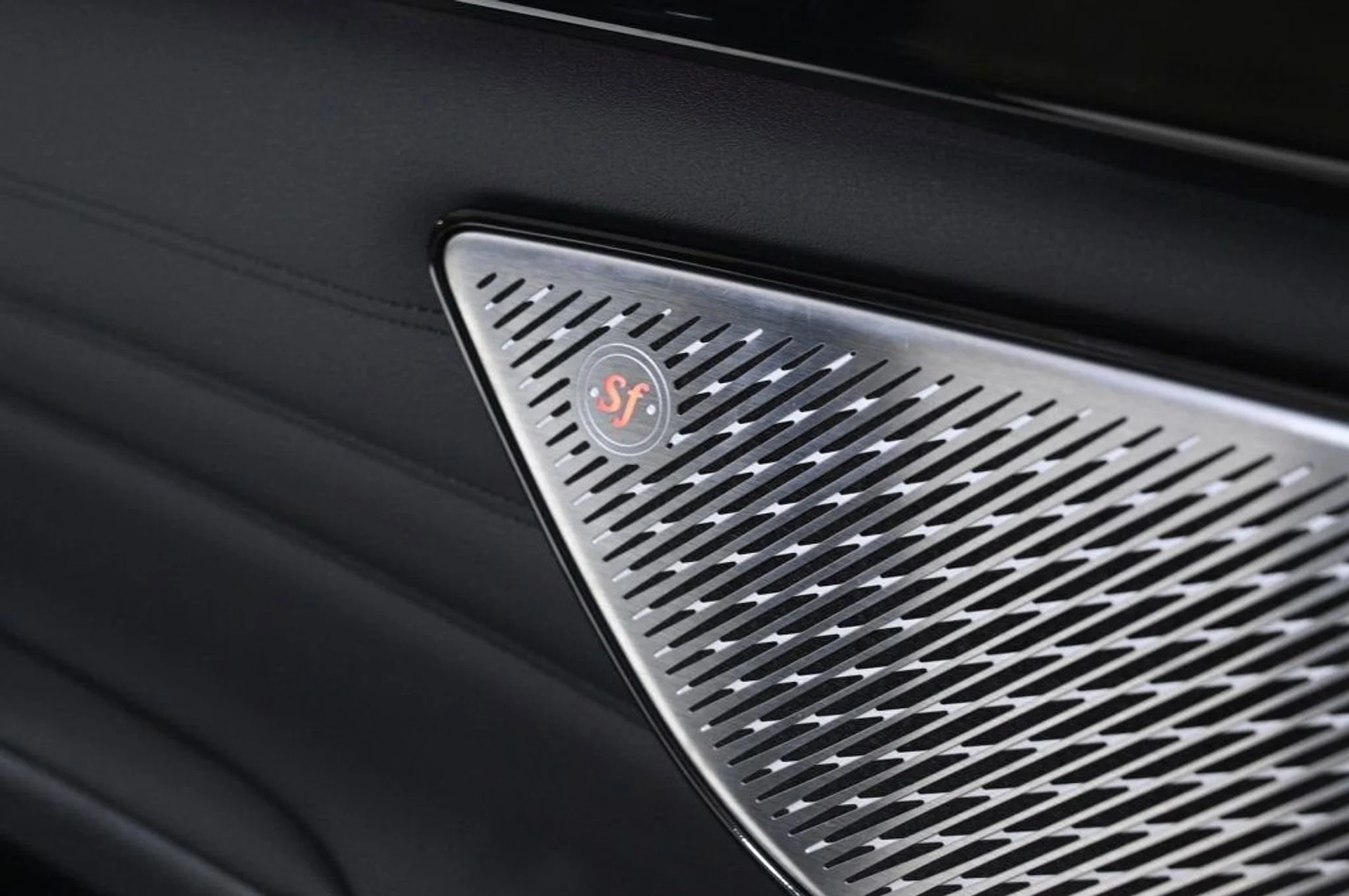 mph018_3726442435_8667812461b6475f978aac57907d4e3f_3c1d63456e