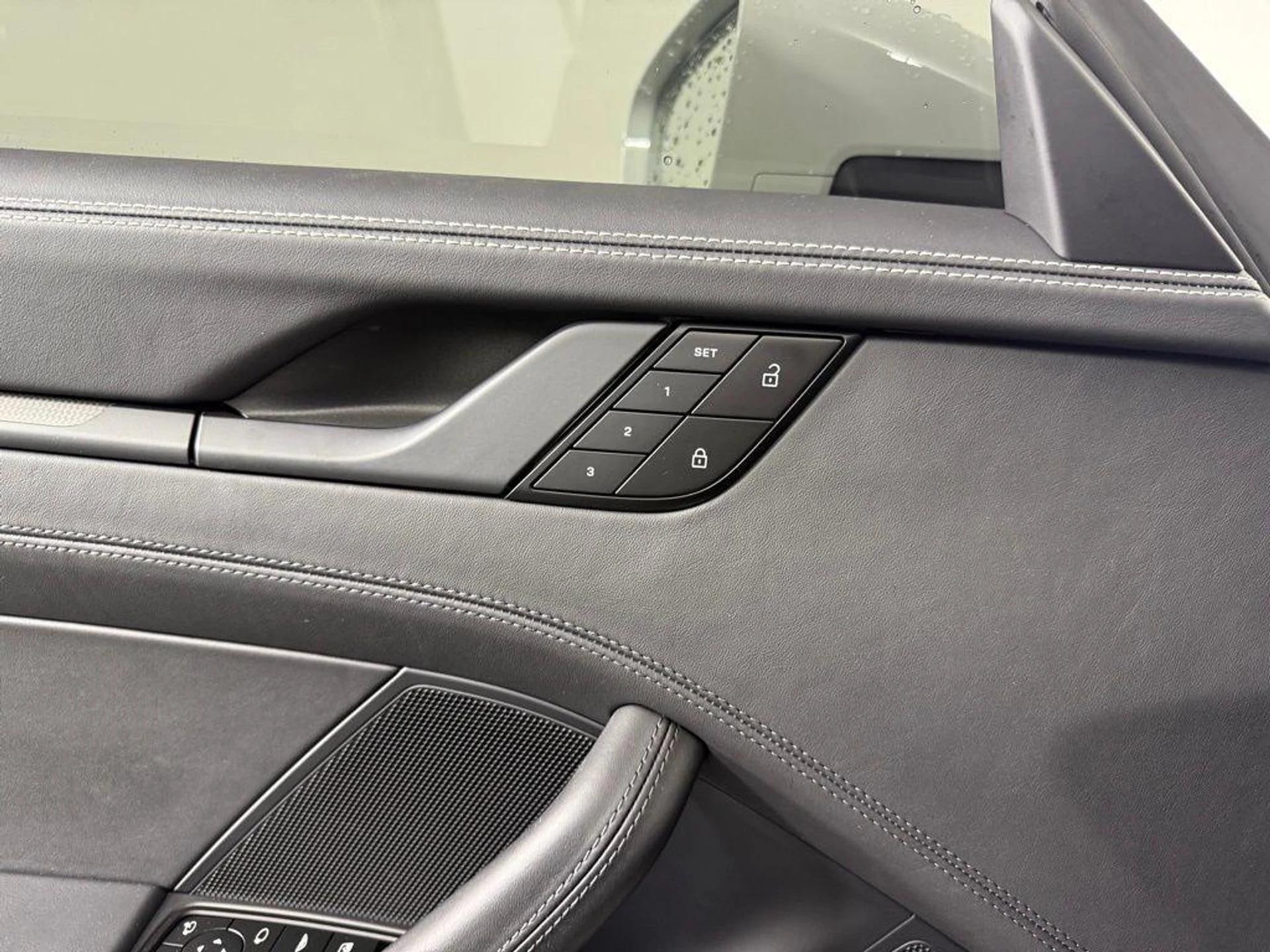 mph018_3730992714_r_LE_Fwu624_BO_To2_QA_4j6_Xl_Ps2h_WU_1755c41e9e