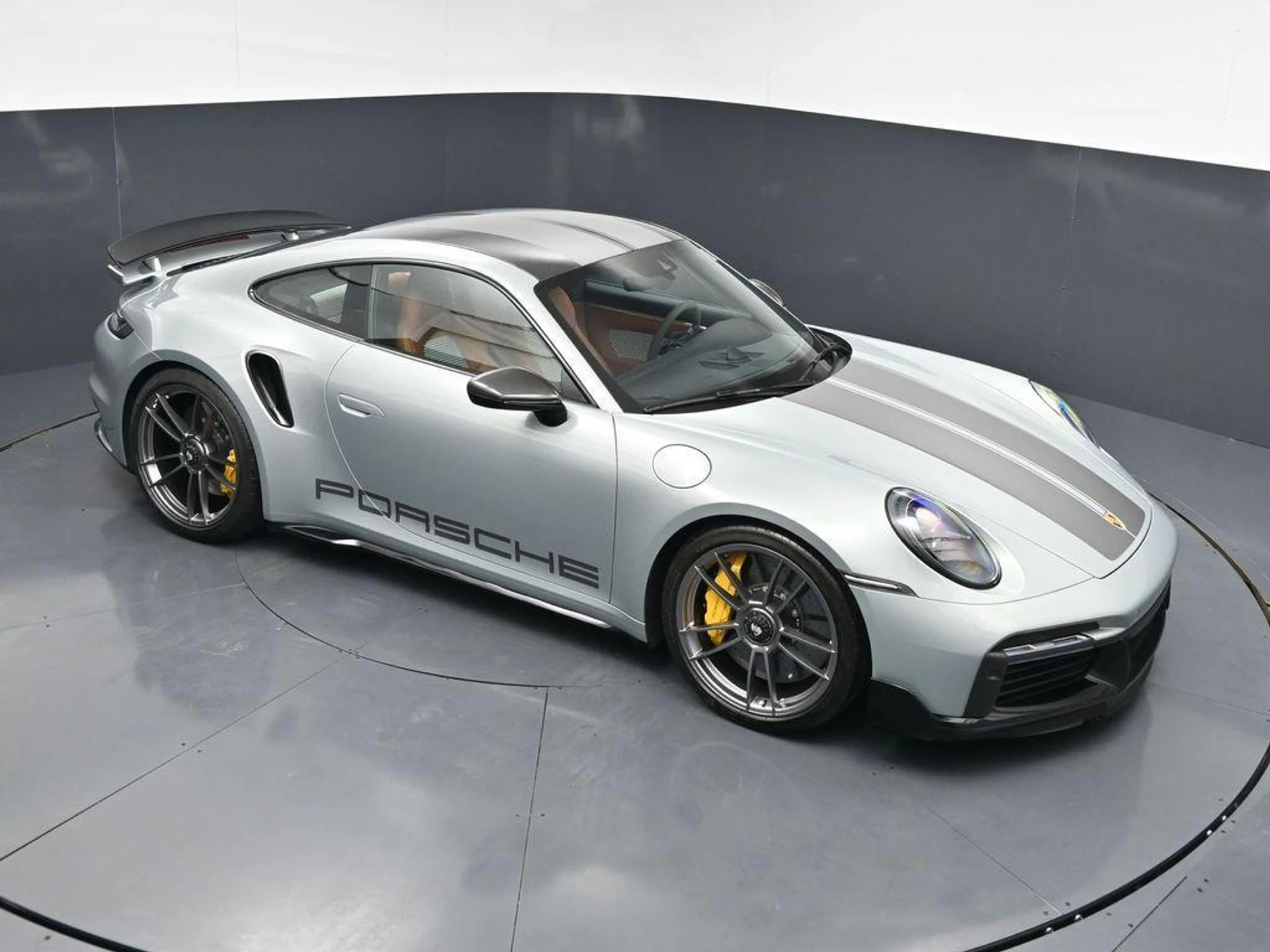 mph018_3741632001_3_QY_3_Om_Cq_K9j_C_Eha_Hg_Eu6d_Trb_ZI_75b52c9ec9