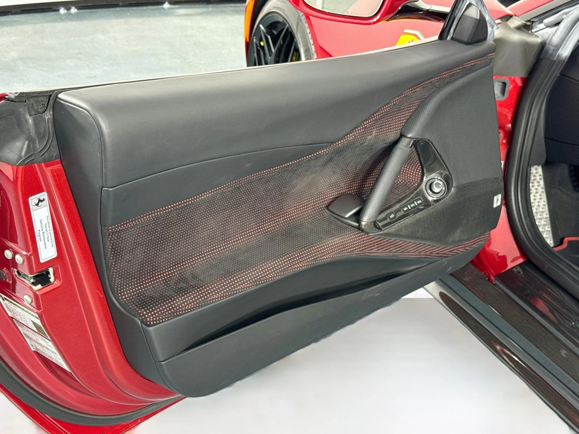 mph018_3757135238_Used_2020_Ferrari_812_Superfast_1788899403_a622dba7a2