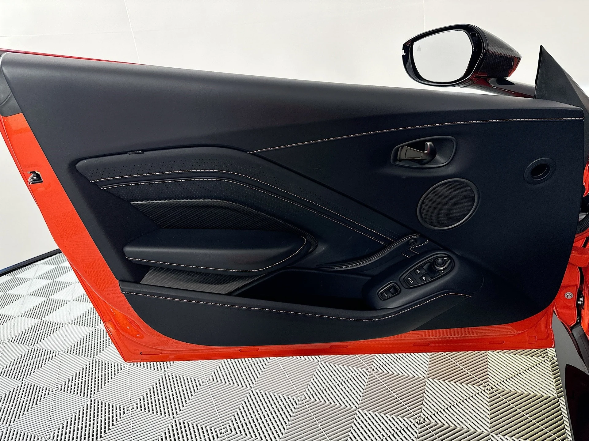 mph018_3757532491_19_b80f33afb7