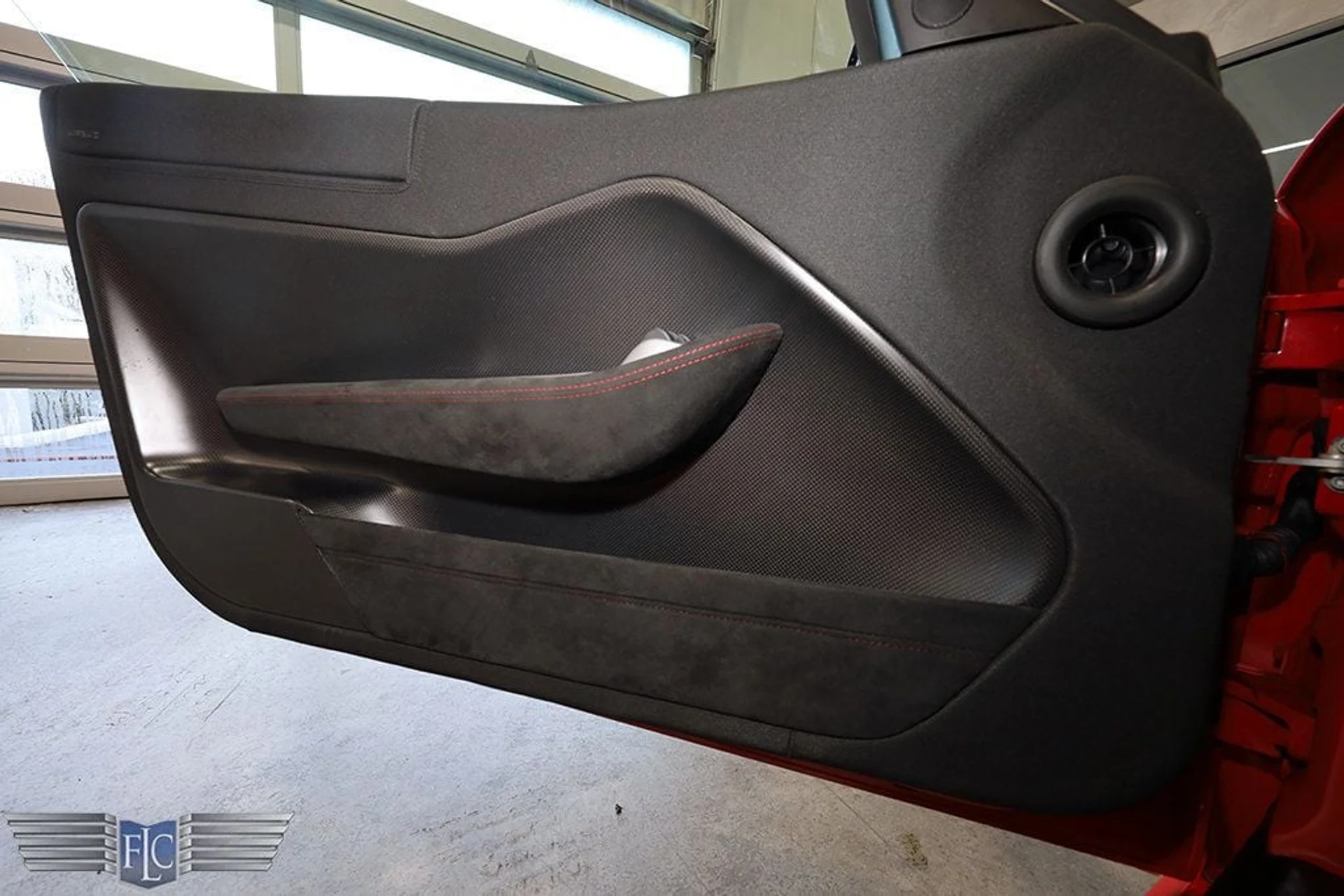 mph018_3760216496_used_2011_ferrari_599_gto_2drcoupegto_9689_22921279_19_1024_568edd4c1c