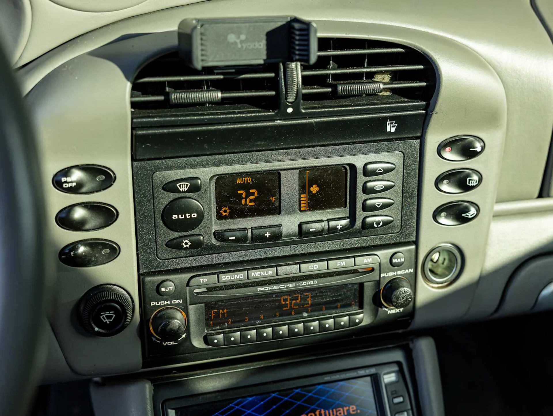 mph018_3765628313_1e1ab3b947e60a8abf9263f06fcb07b5x_4c8f795dc8