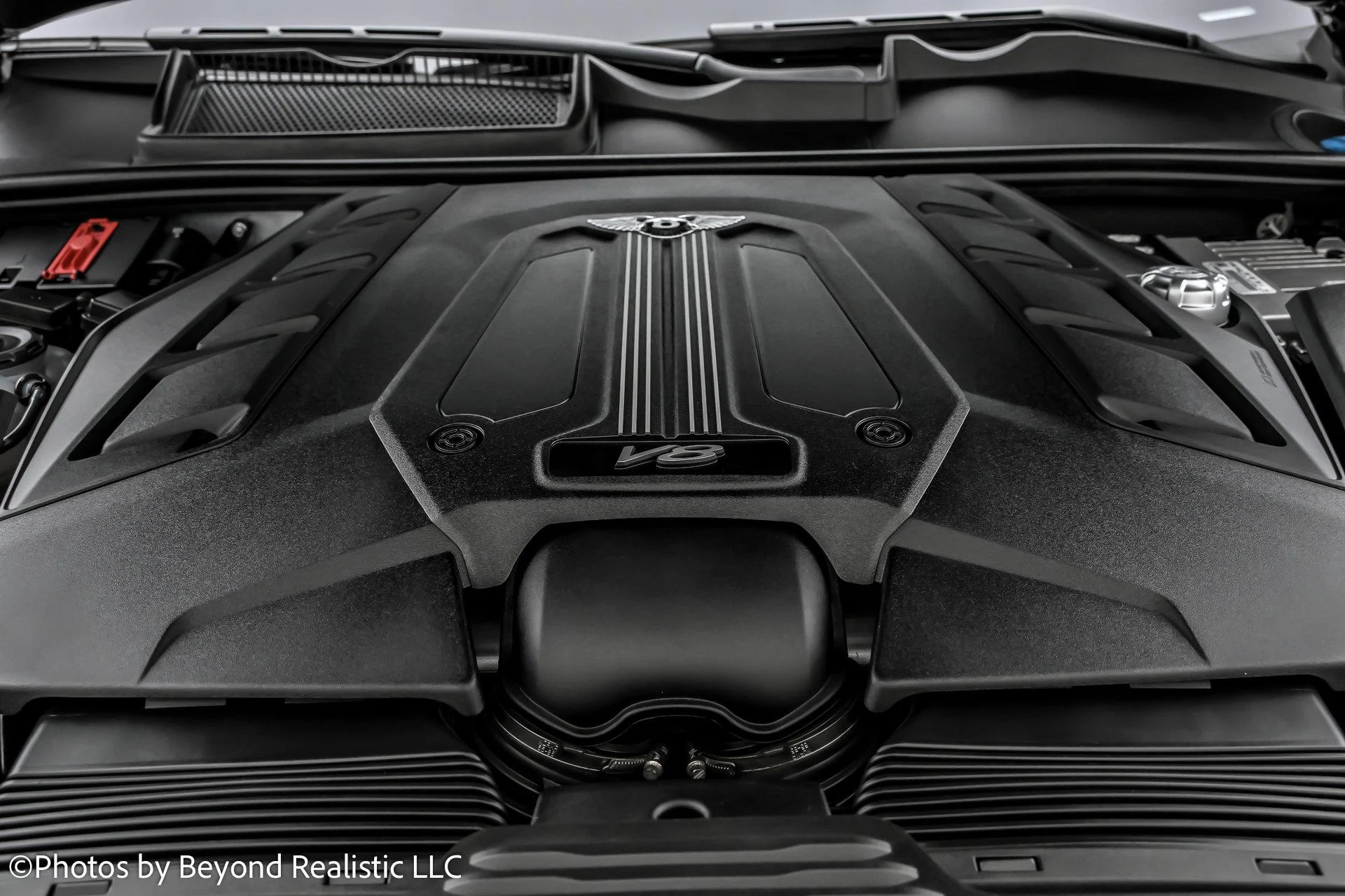 mph018_3776001675_Used_2022_Bentley_Bentayga_V8_Mulliner_Driving_Specification_1765012903_ce4303633e