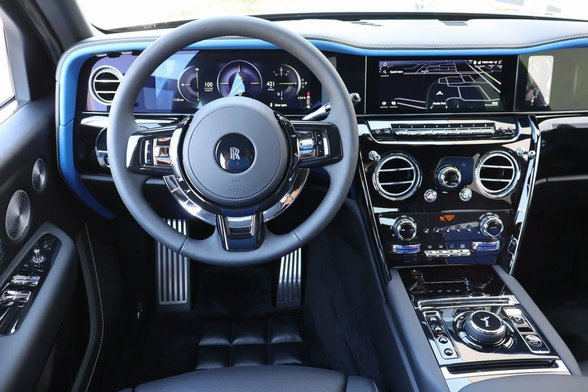 mph018_3777960465_19_66e06b8f94