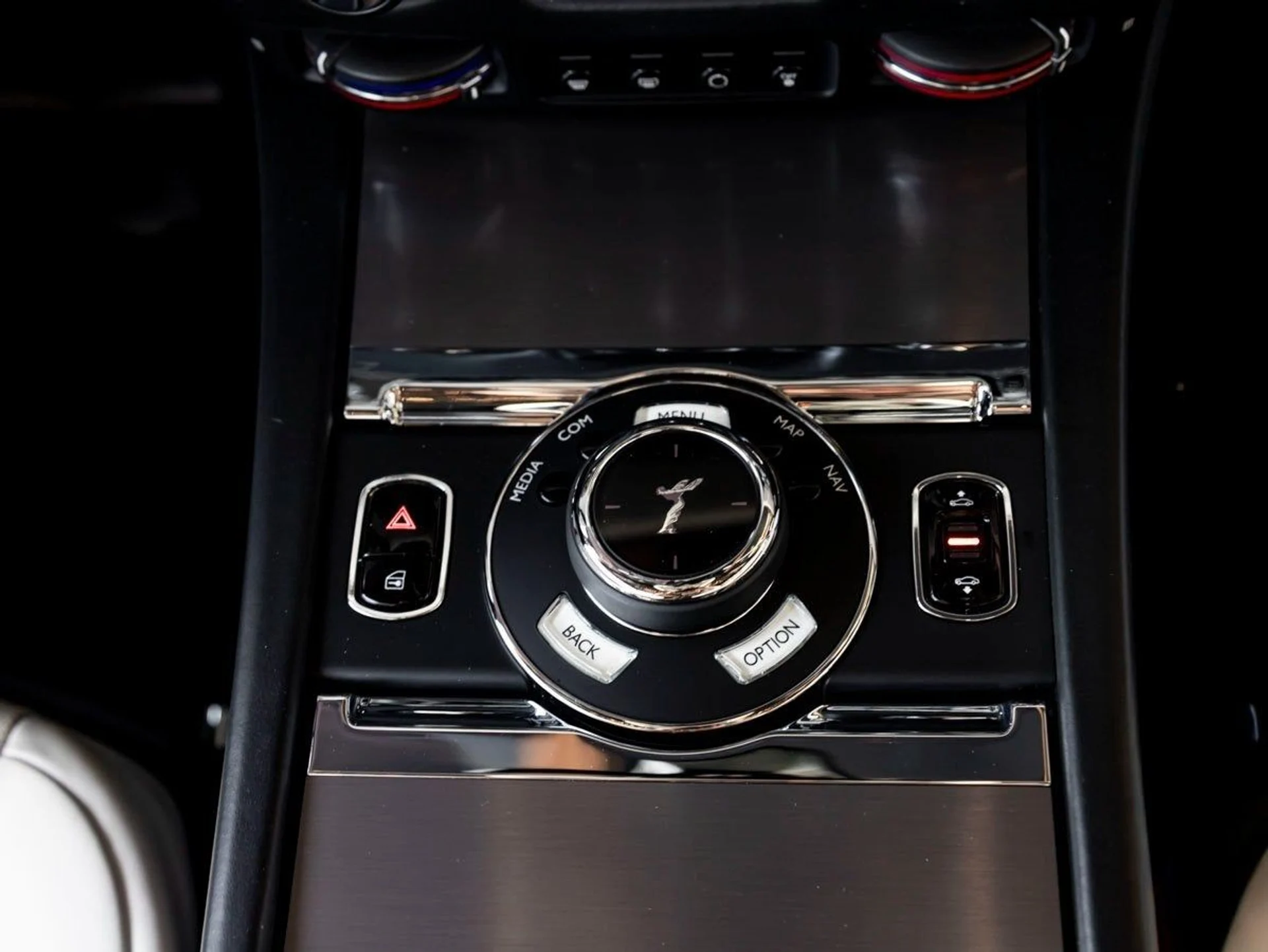 mph018_3779990647_19_82ebe44a10