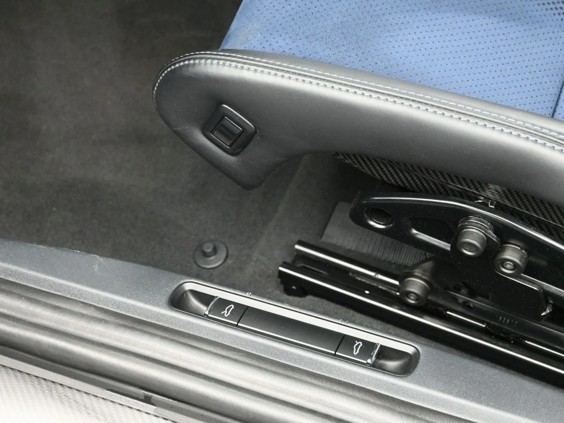 mph018_3780447741_58e8ace348de5954586e25270bdfa9e2x_c5f4070122