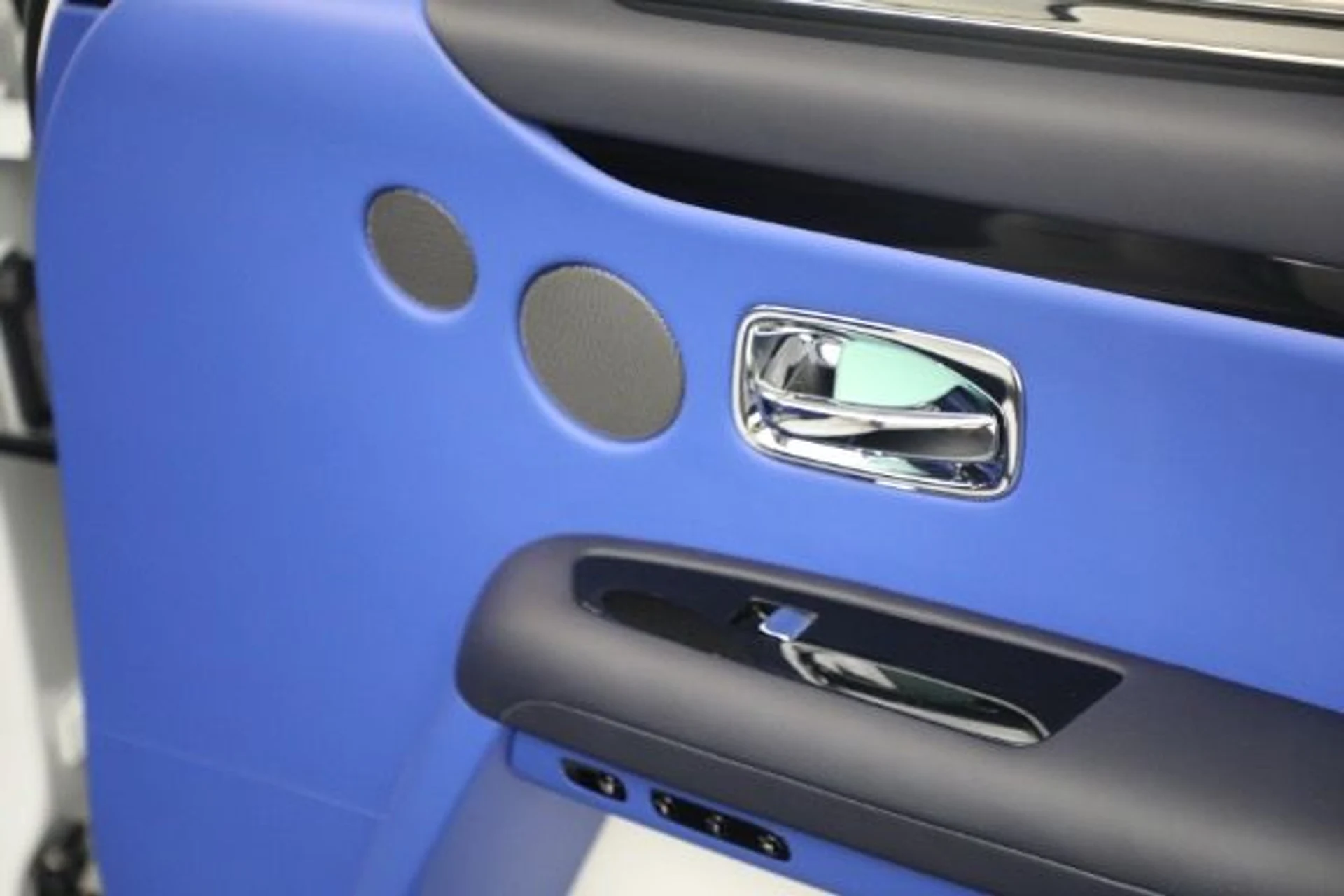 mph018_3787778774_Used_2022_Rolls_Royce_Ghost_08e128a5e0