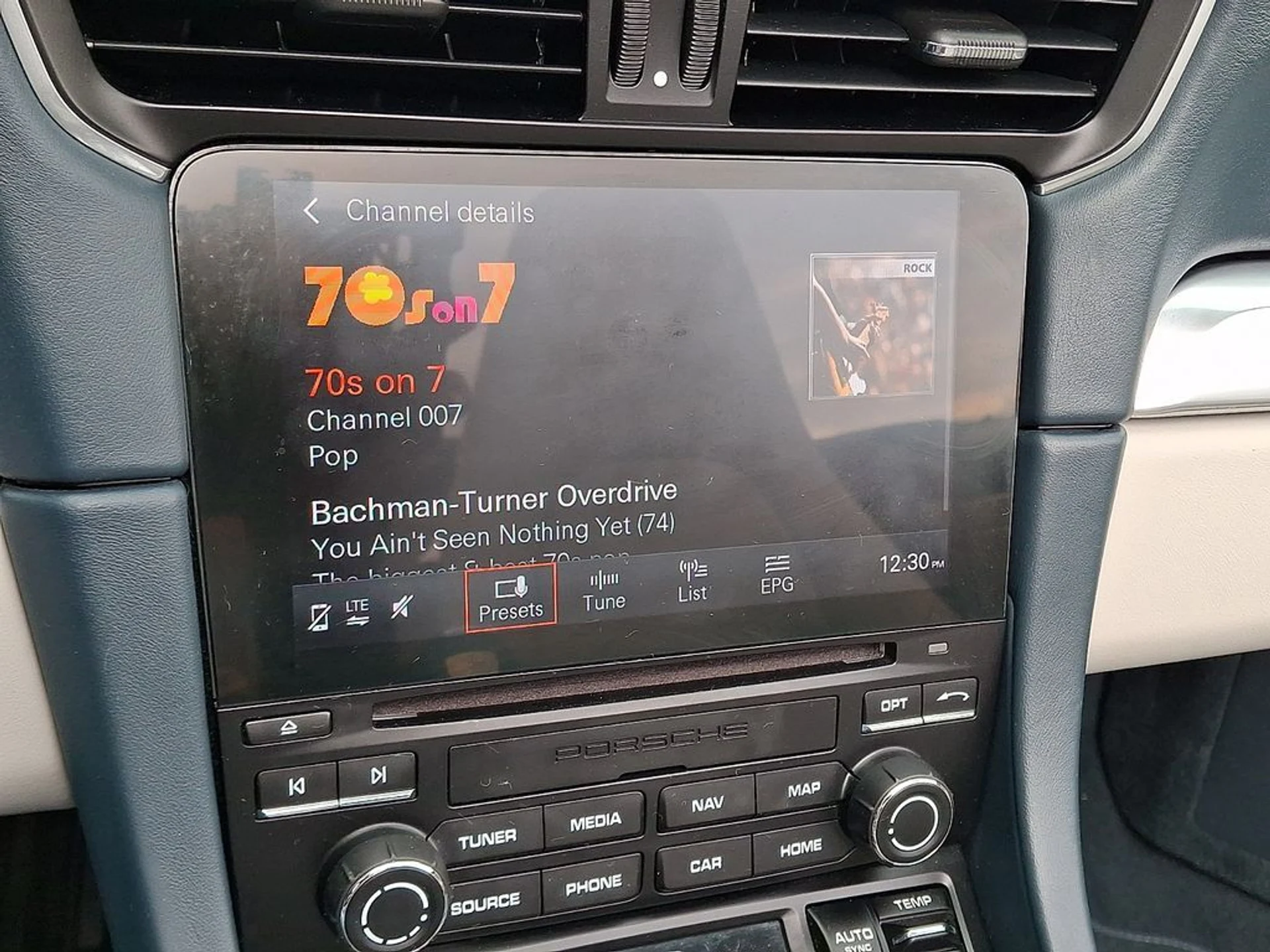 mph018_3789201165_9a00e19c7c01dfb13748bac9d27bf99cx_a85b7f9422