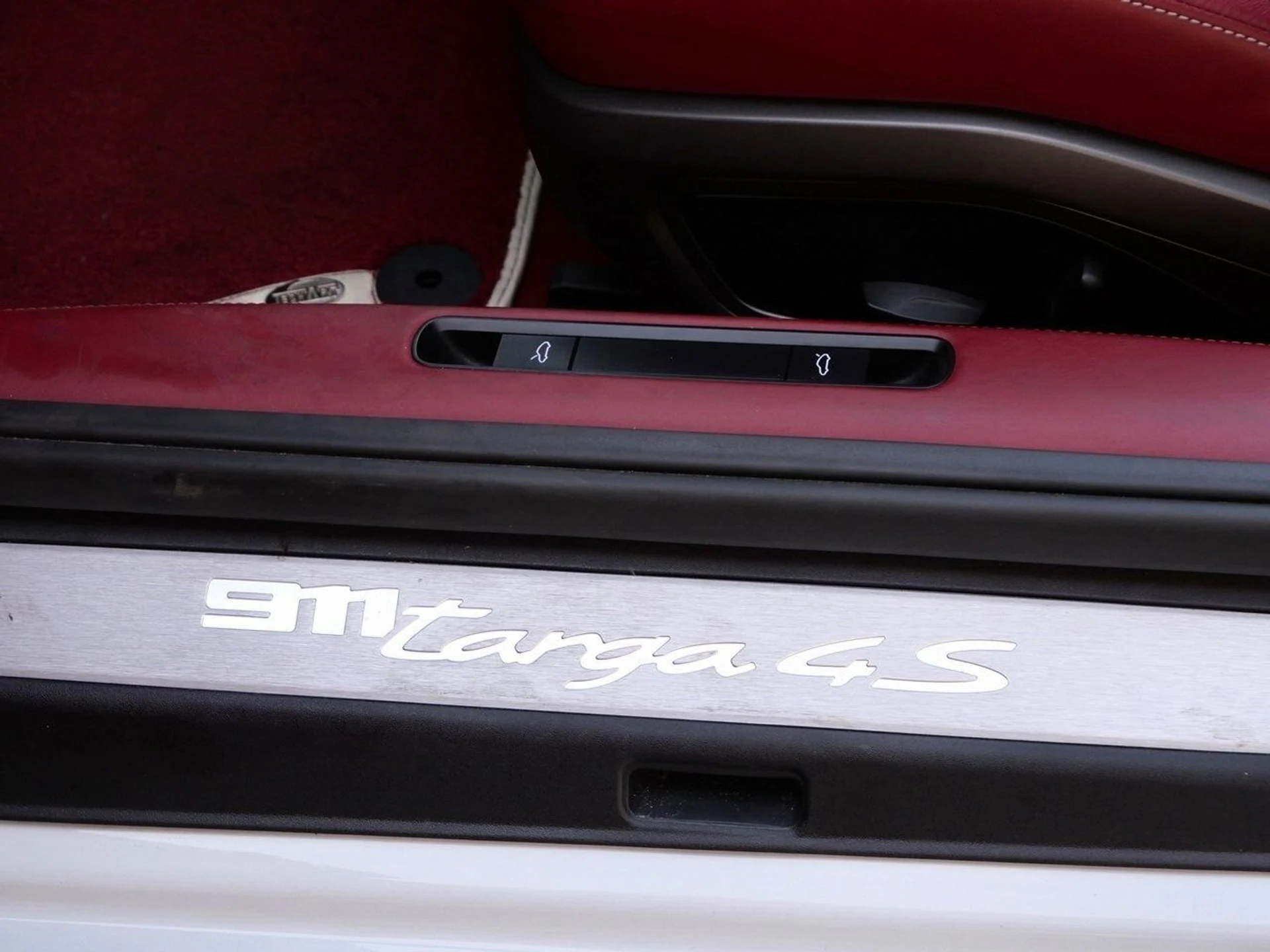 mph018_3791516698_13c19971bd71bc9f21c1918de8483bd9x_e6fef59c20