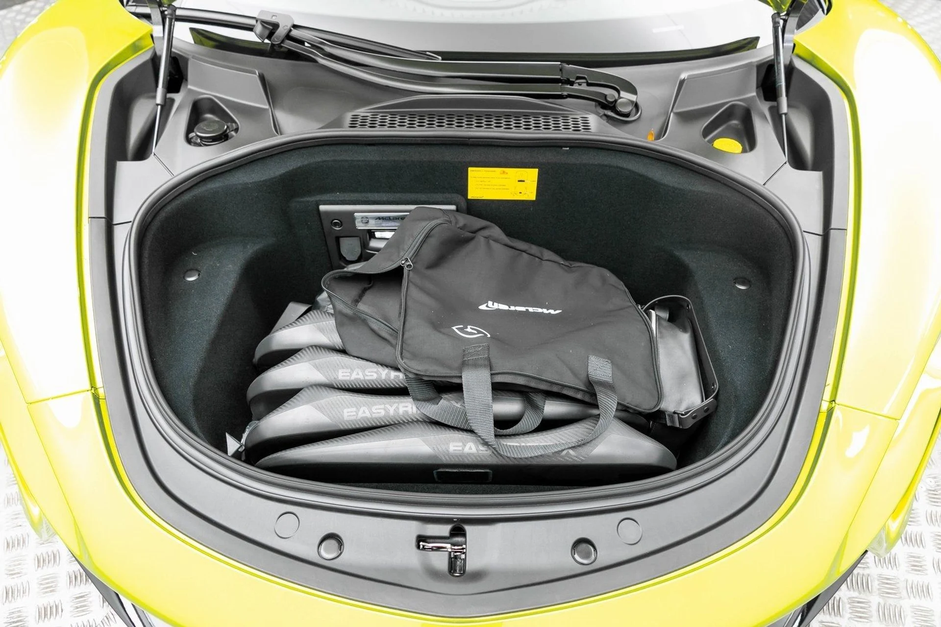 mph018_3793731099_19_b813381469