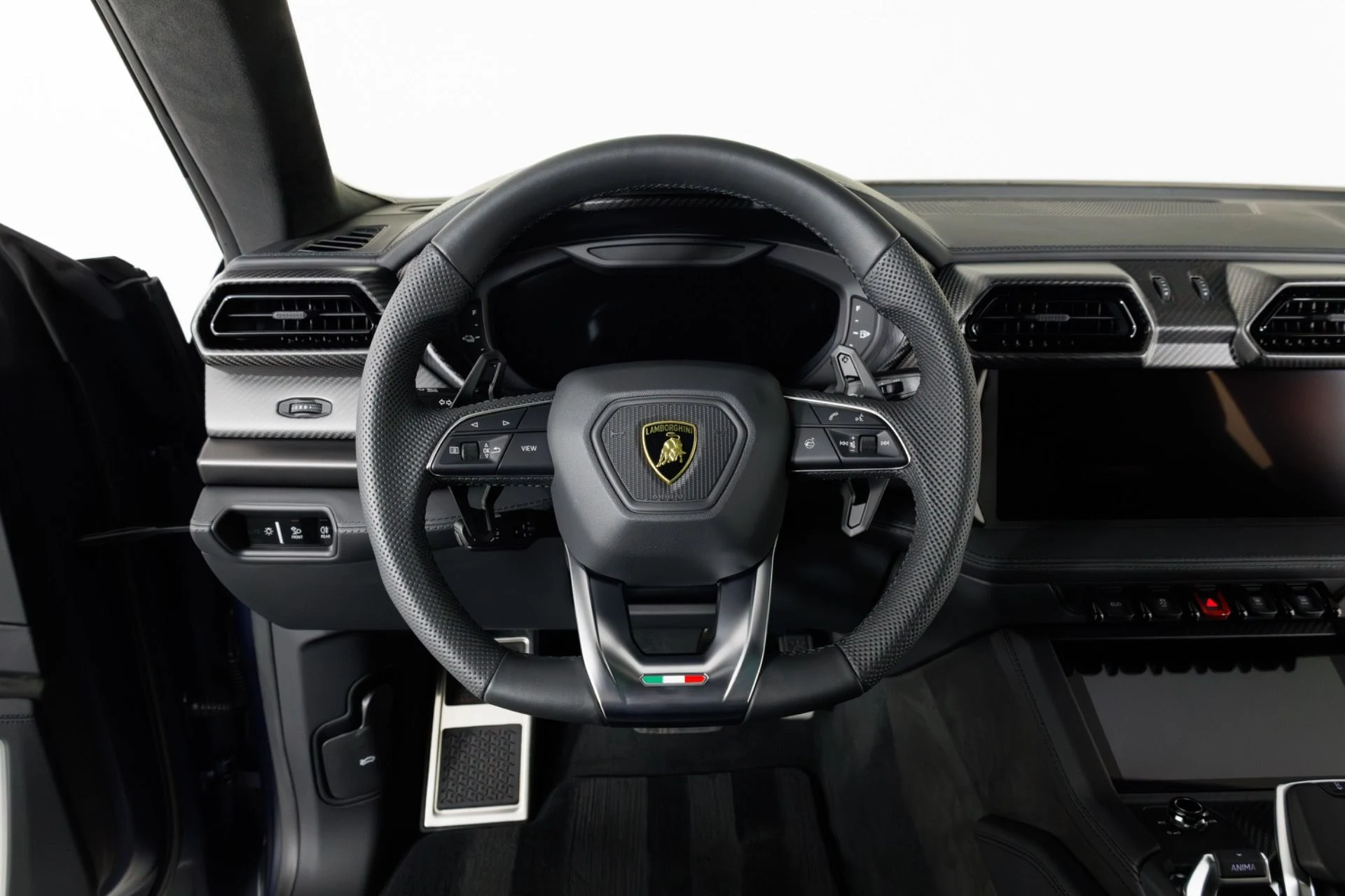 mph018_3804982948_Used_2025_Lamborghini_Urus_SE_1779304702_1f1160c4b0