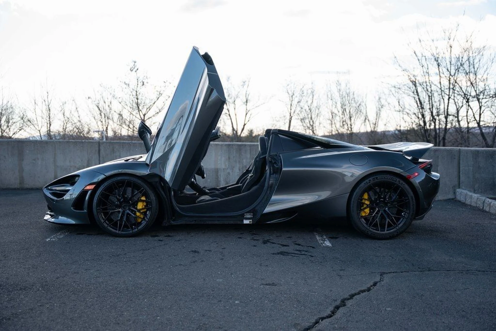 mph018_3805551264_image_20_c77ad89764