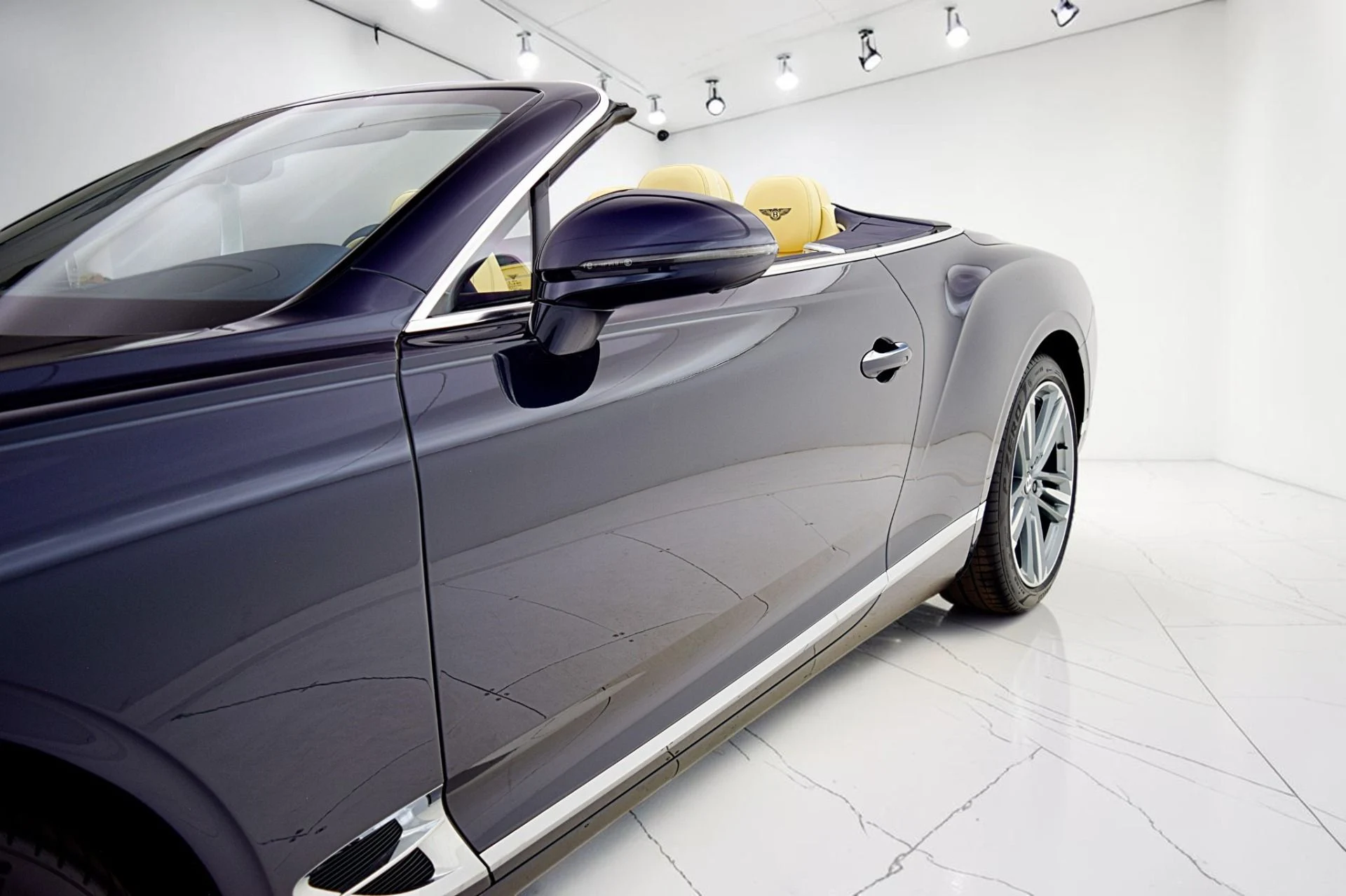 mph018_3810615316_Used_2024_Bentley_Continental_GTC_V8_LEASE_OPTIONS_AVAILABLE_3790c900f7