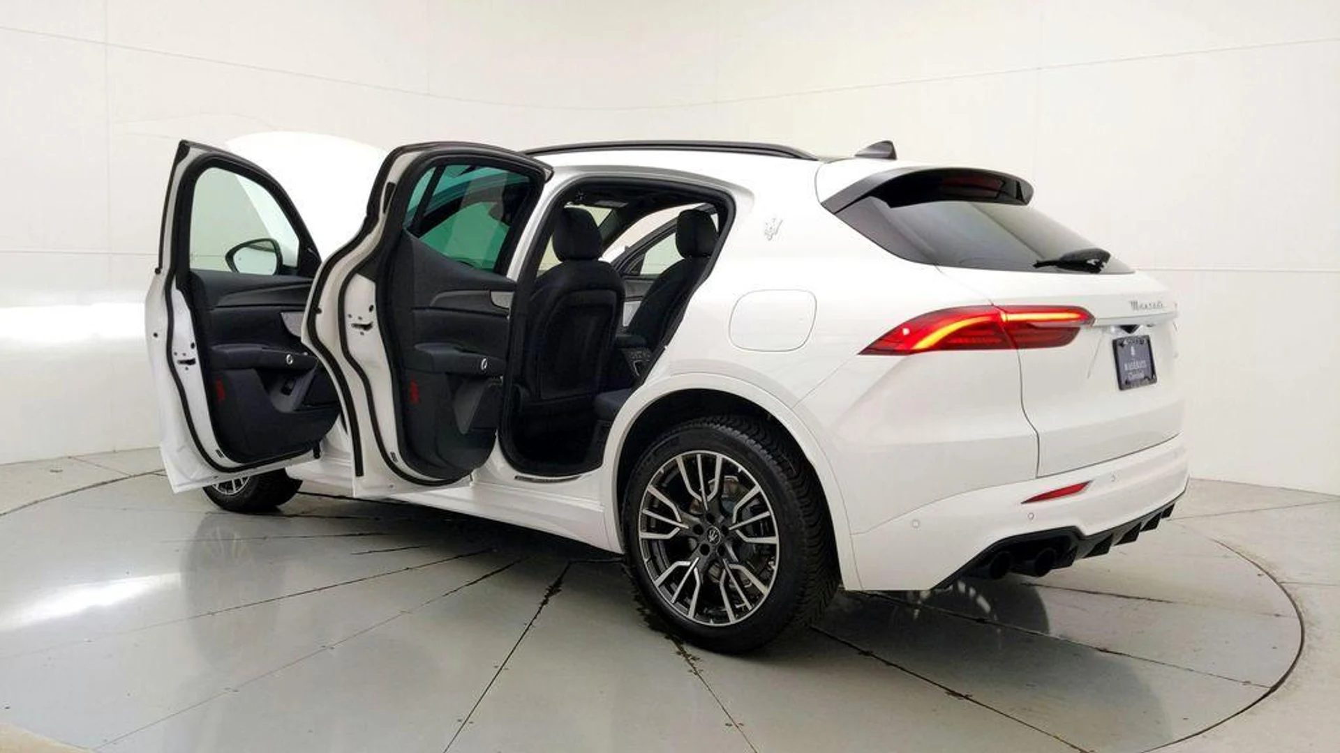 mph018_3816159819_n8_Ug_Jaj_Dw_Ki_Ov7d_F24ipc_O0_Yu_YA_f2ca98e0a3