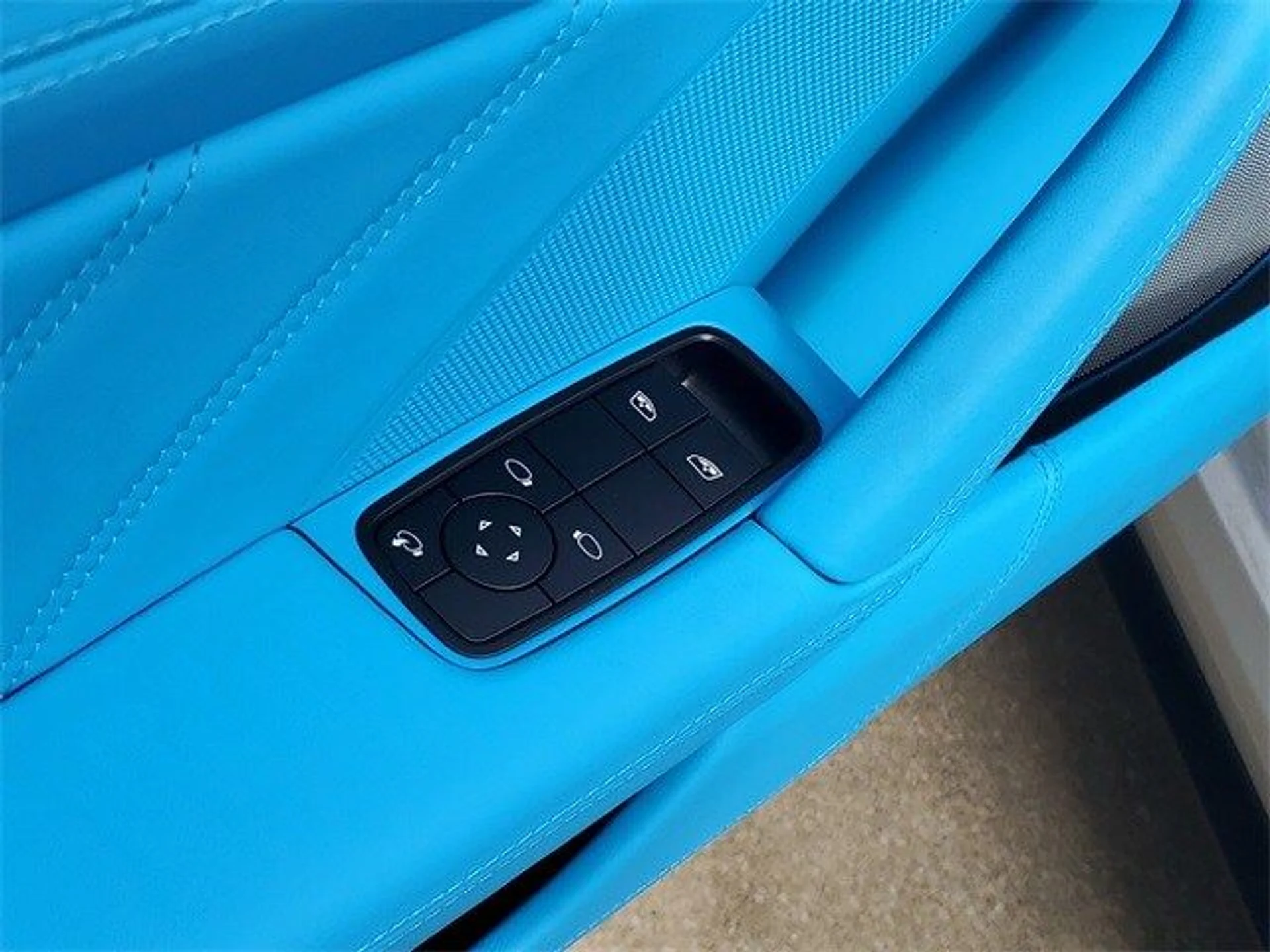 mph018_3822782275_96faef8ceb8f9a4e81f54e7b0862acacx_fddec9022a