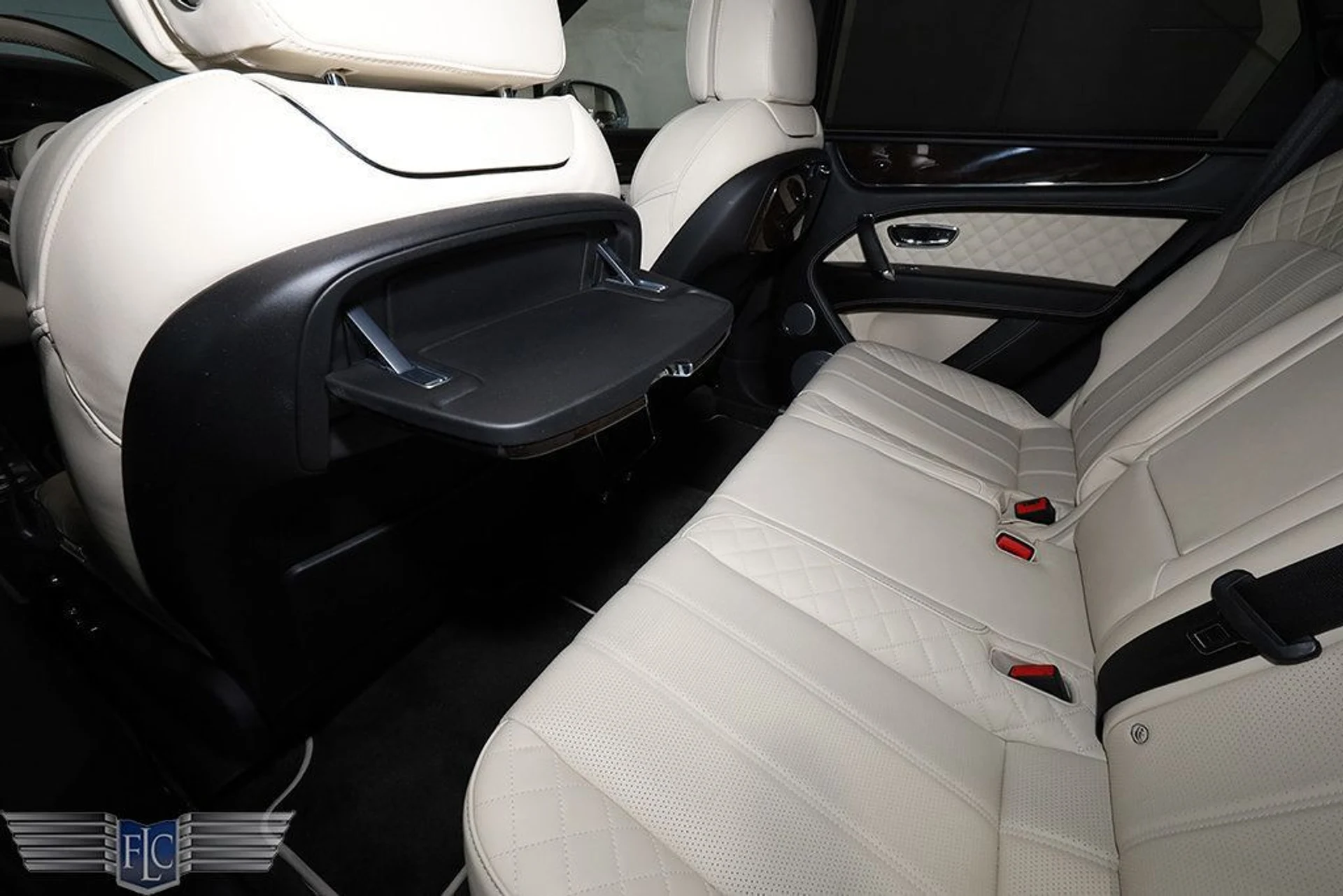 mph018_3822991362_used_2018_bentley_bentayga_onyxeditionawd_9689_22935440_19_1024_4996dd7f8c