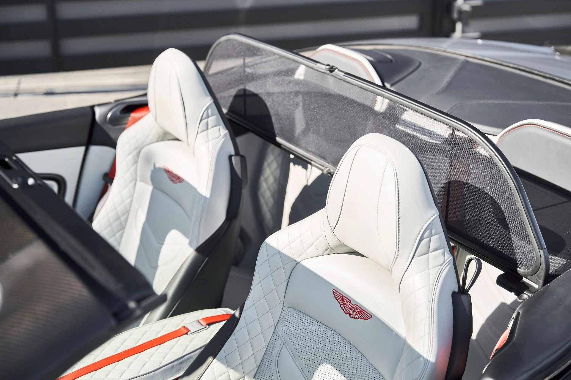 mph018_3828505526_Used_2023_Aston_Martin_DBS_Volante_1768876926_34953b7d09