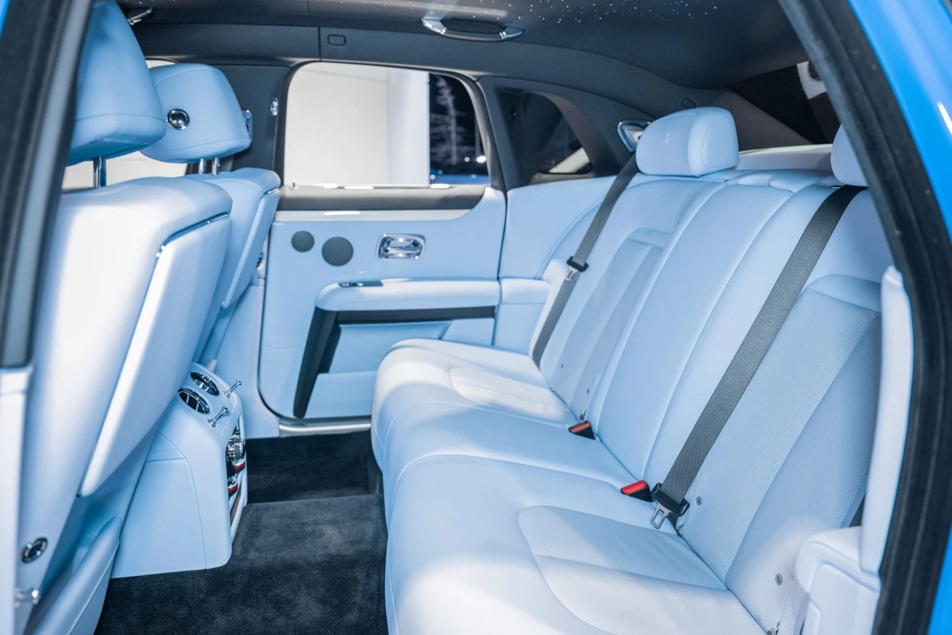 mph018_3828515309_Used_2023_Rolls_Royce_Ghost_1773457045_1c8b3077b3