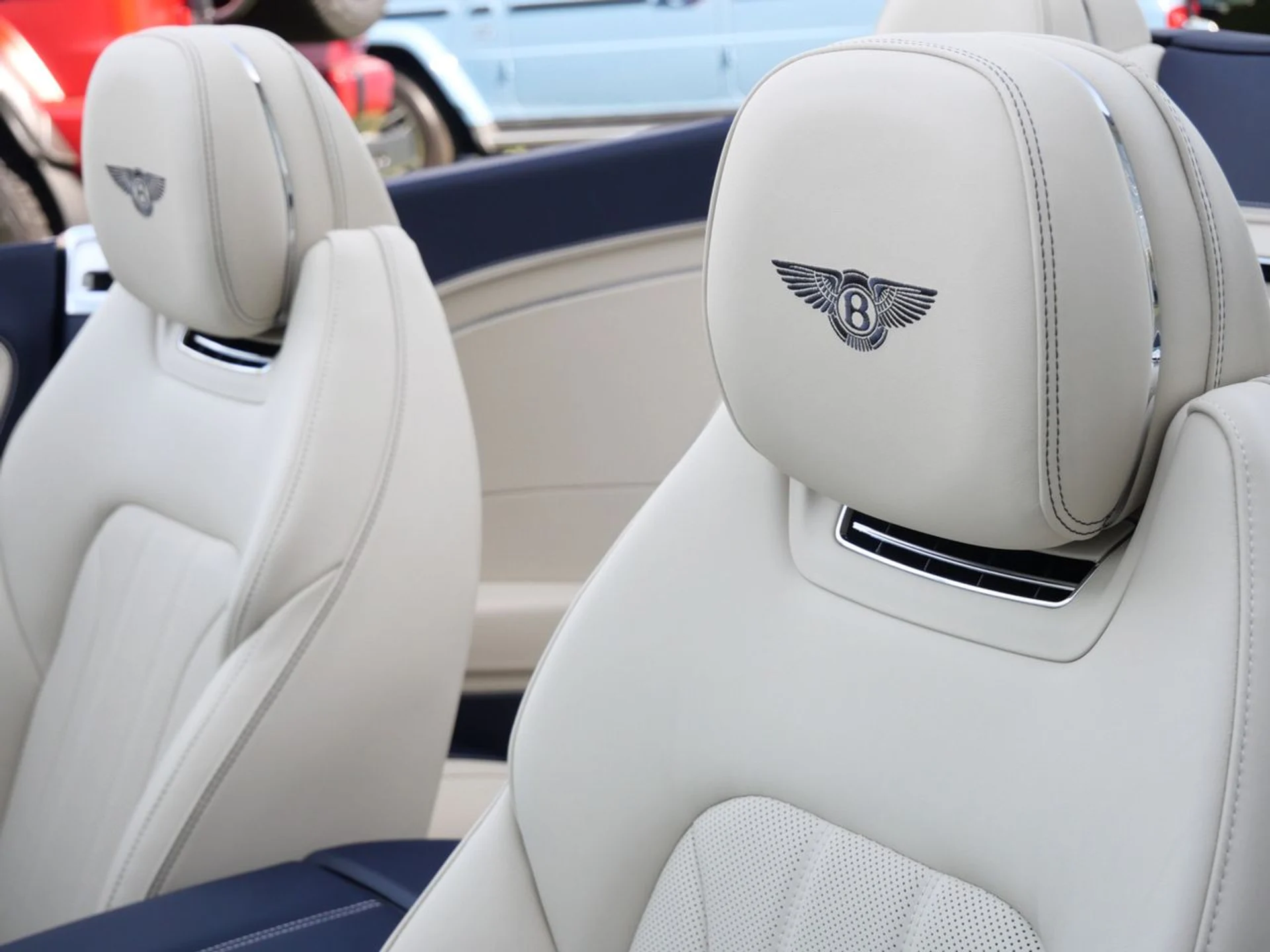 mph018_3842698234_1acc8c51dc005952e6508194637555a0x_ae59db5924