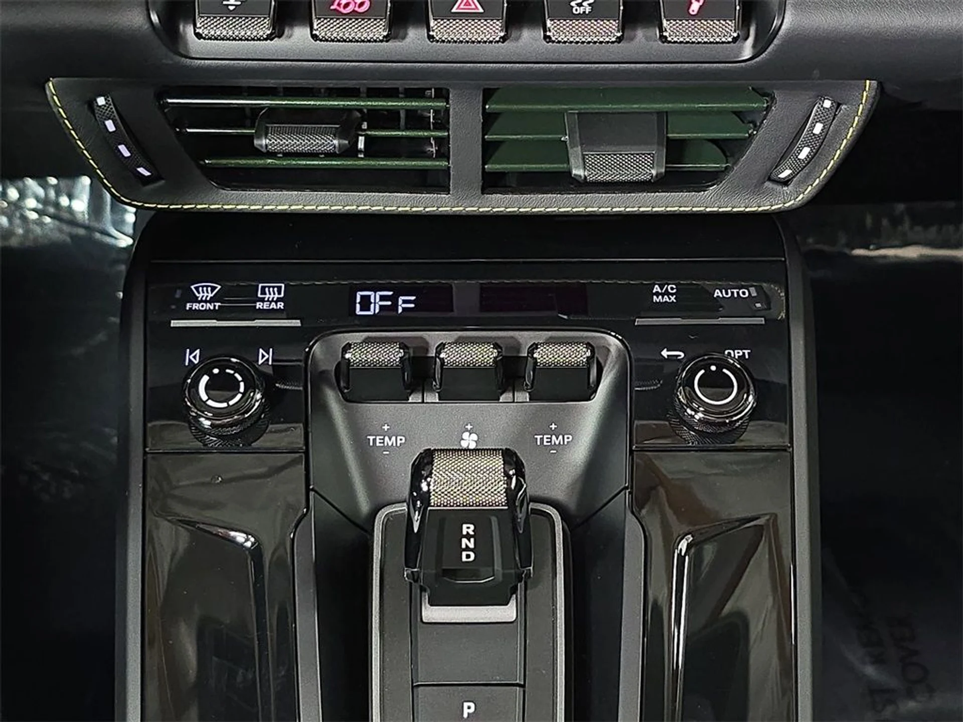 mph018_3844169883_d364df4ef2b54b1bc484c5dce12e1658_f885bac8c4