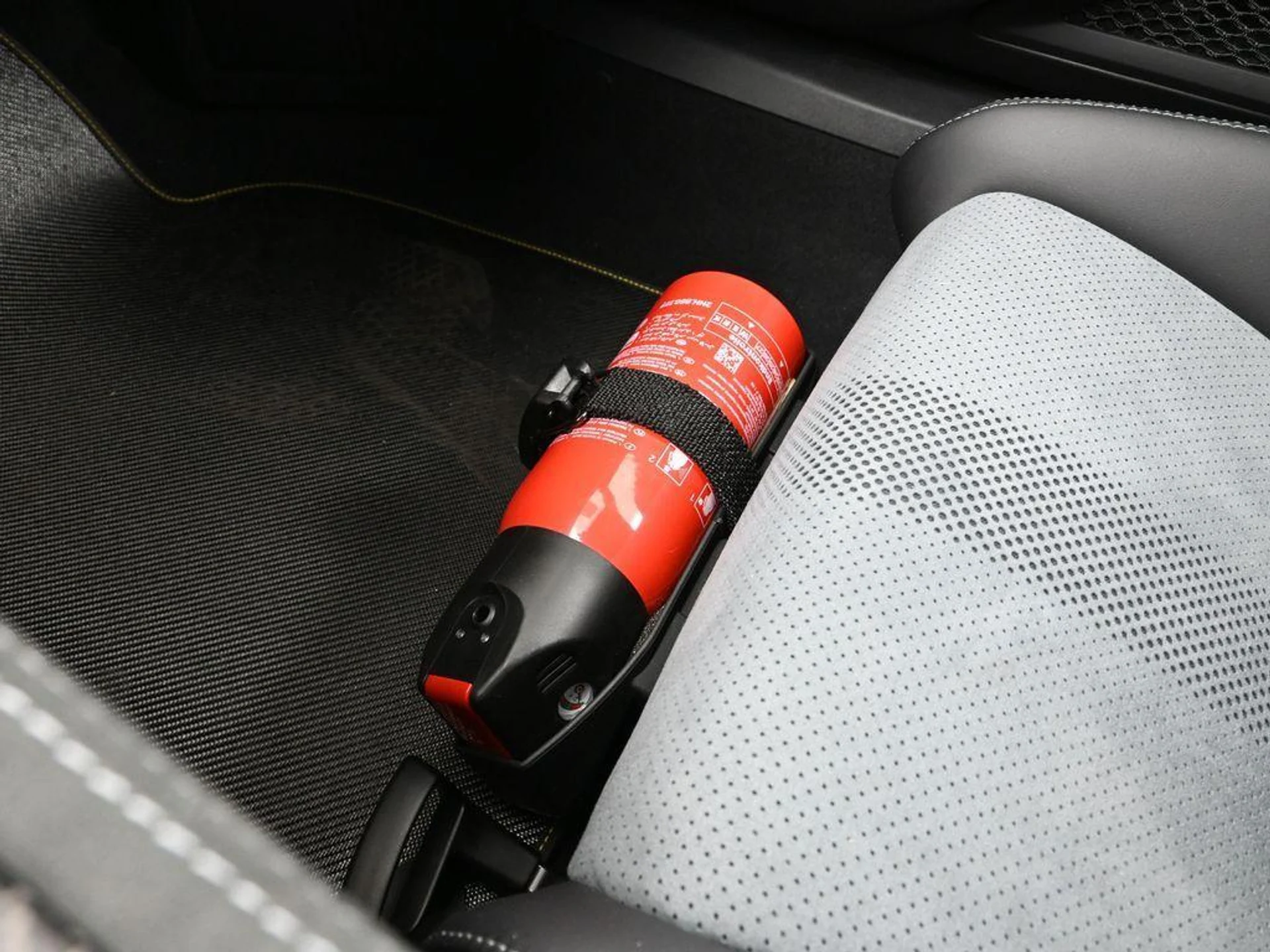 mph018_3844815629_D_Oc_YEYSY_Rt_G3_J1_W65_H9a_Jinn_V2_Y_fb6c168b9d