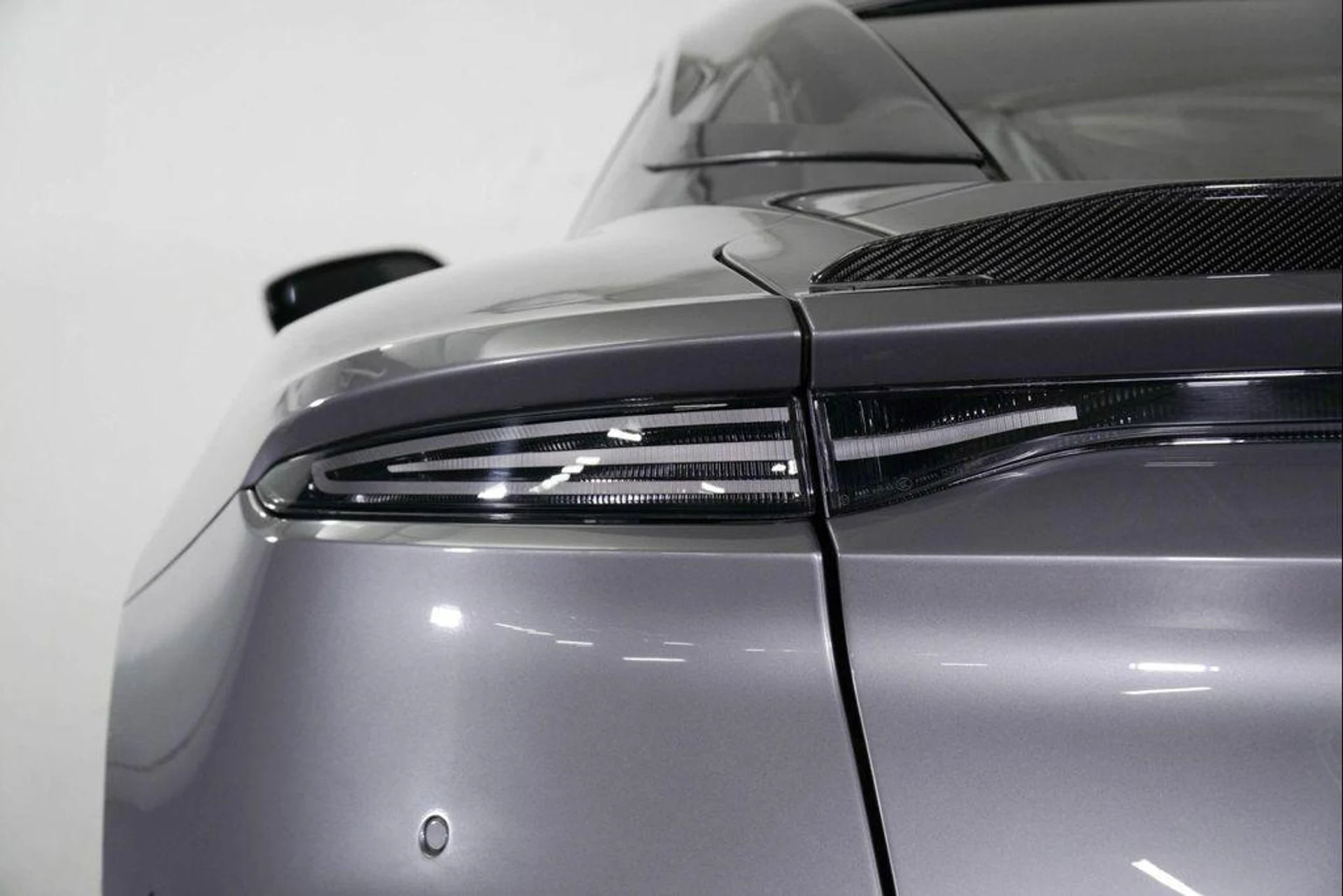 mph018_385585132_h_AV_65_VO_Fz_OQ_96_TQ_Qz_Qo8_Uw_L_y_s_3d1b93973f