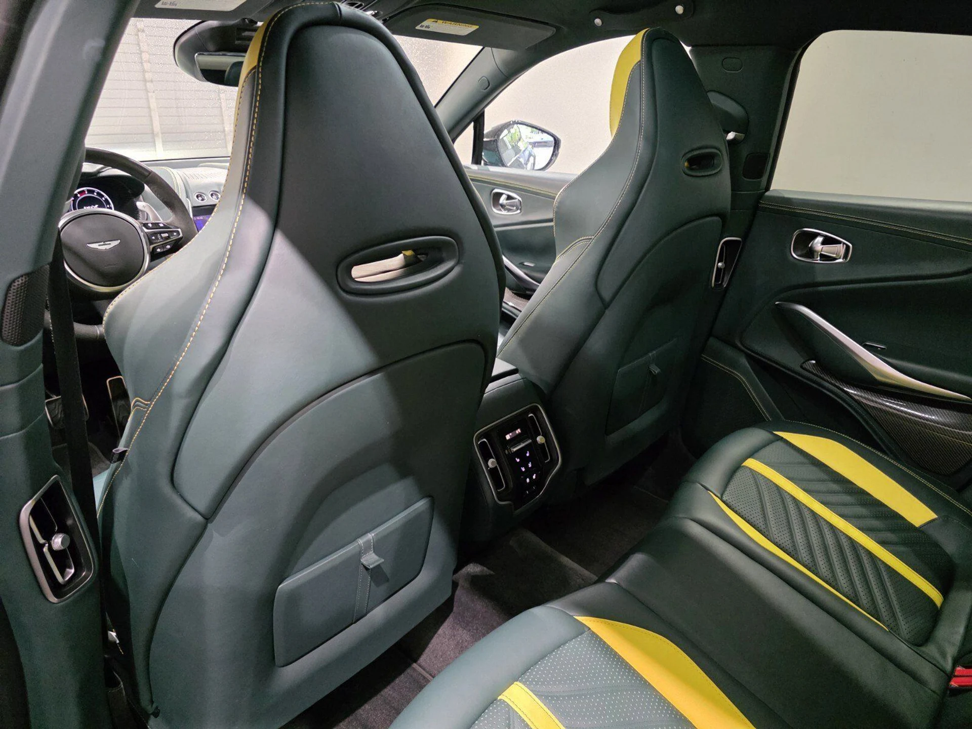 mph018_385870001_02772ef9be491943628ab9d3dd4b9688_b582fee5b9