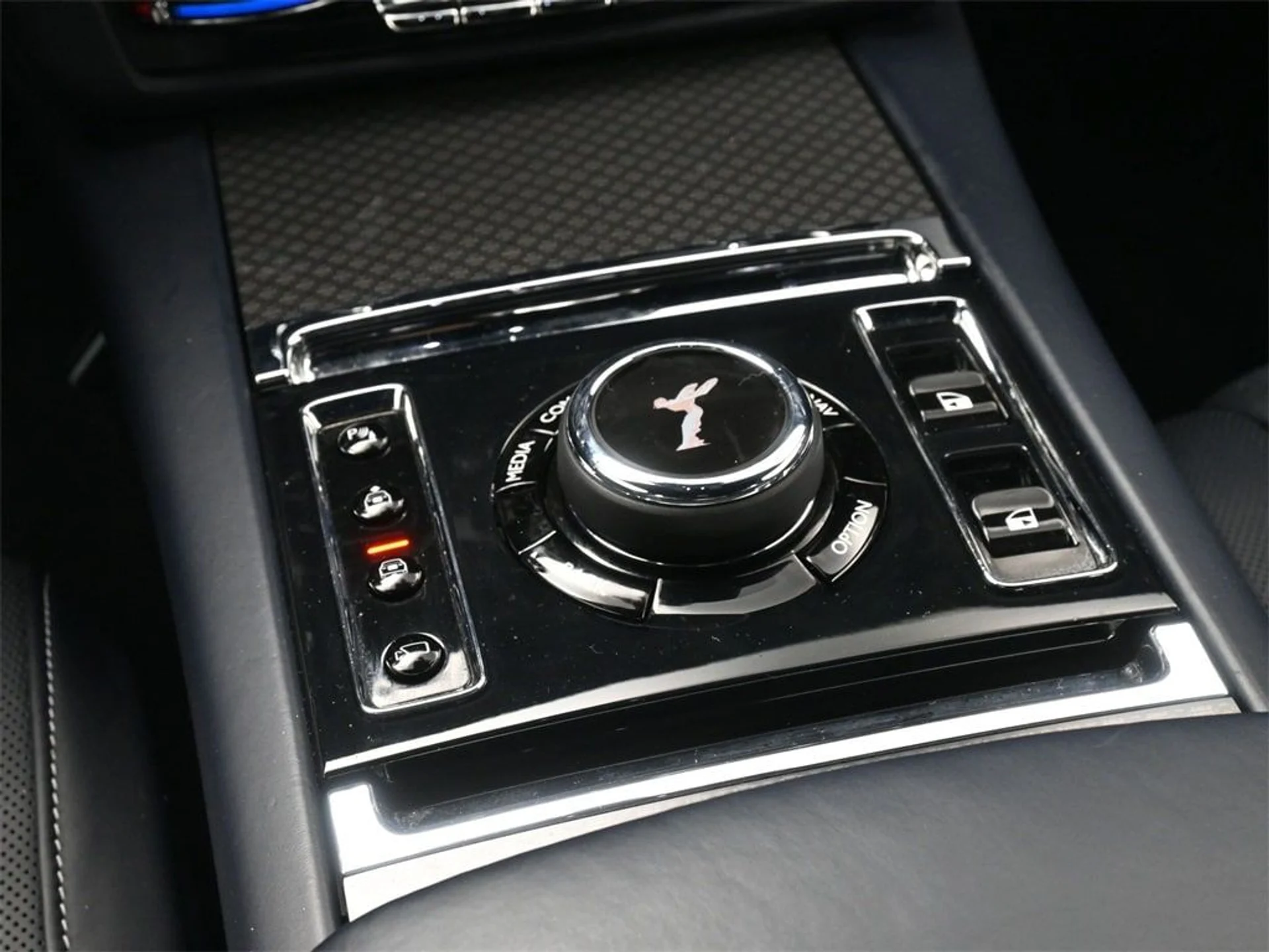 mph018_3859244636_d23a85a684a8894994cdebd688aaafe2x_ae46f1c625