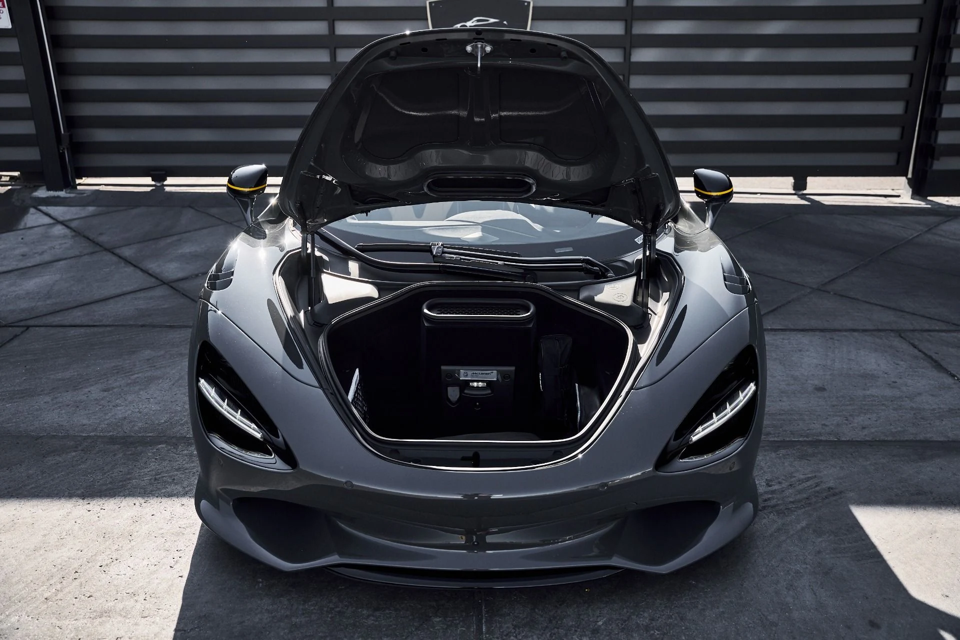 mph018_3860241198_Used_2026_Mc_Laren_750_S_1775868047_e00450fb20