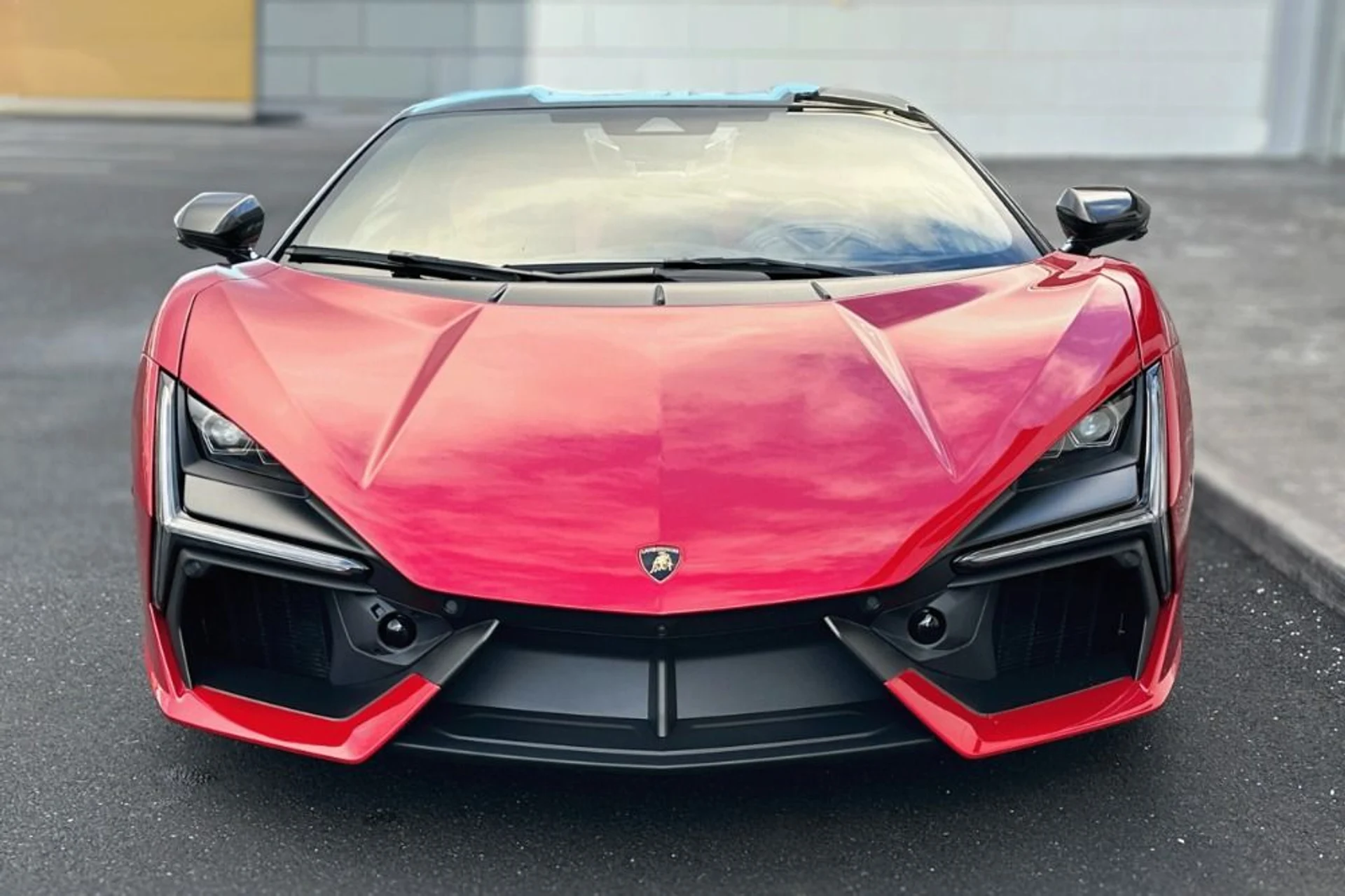 mph018_3861277444_New_2026_Lamborghini_Revuelto_1767896256_92a693a9c3