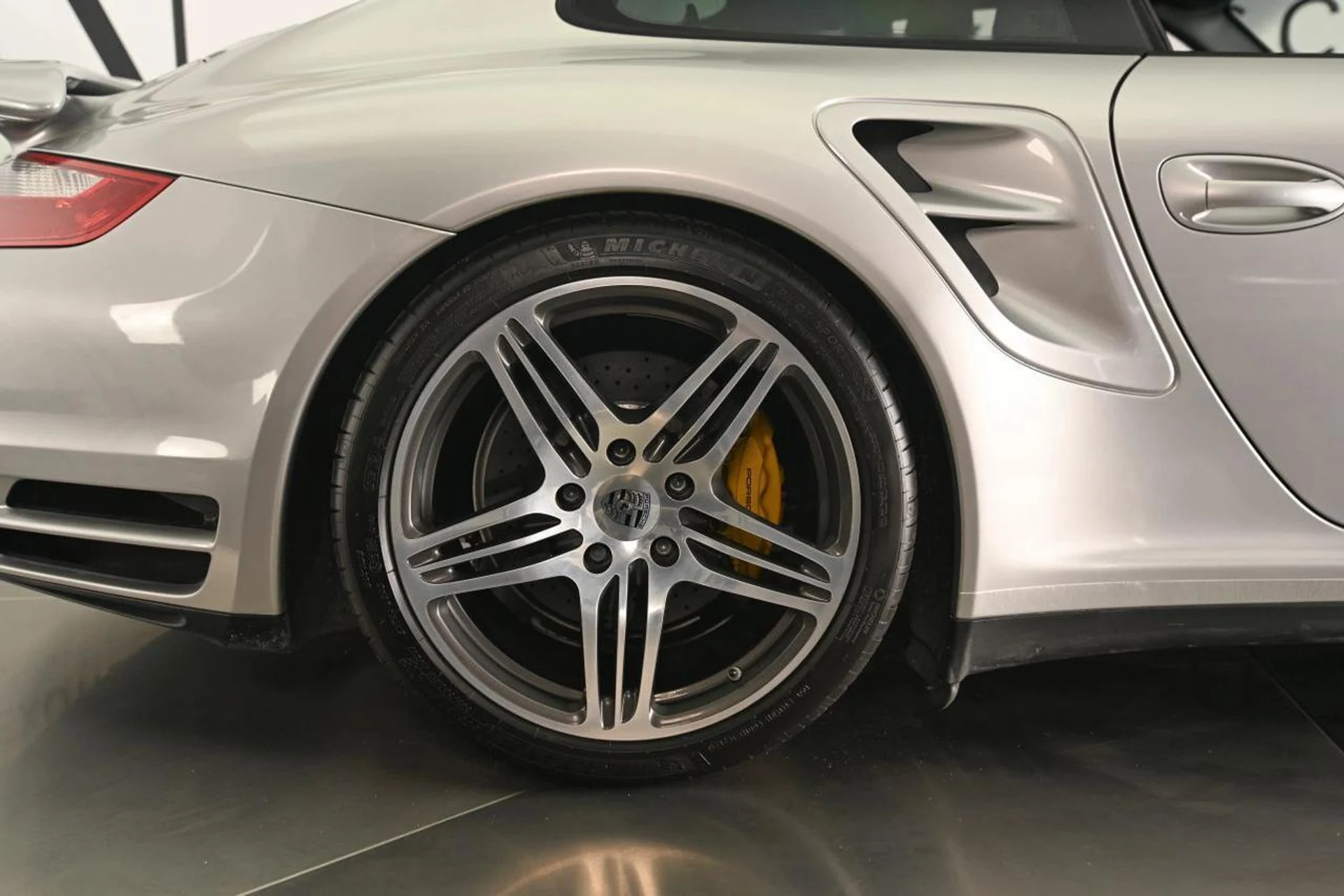 mph018_3869213128_64b0c13751b680a8c9230148b152f7b0_fdbea5664b