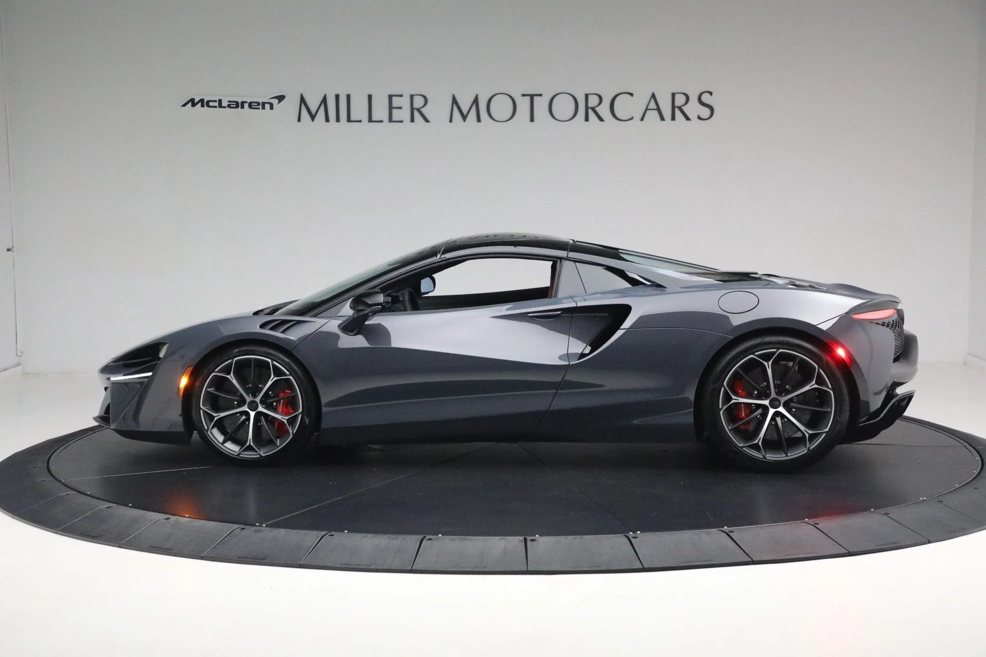 mph018_3873980620_New_2025_Mc_Laren_Artura_Spider_Tech_Lux_df0ee9f3f9