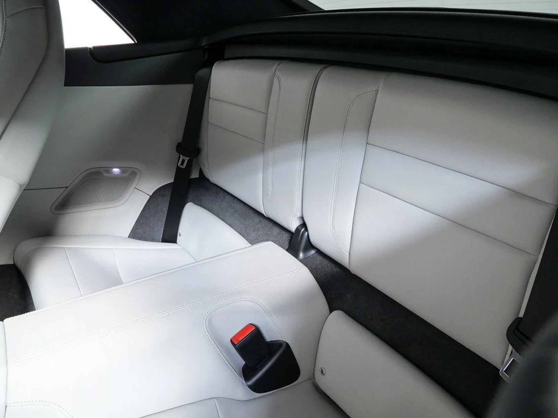 mph018_3875872838_Vy_QH_Rz_E_Tzc_TJUS_8_RI_Sr_W_Tlrk_A0_U_81c1c4b1da