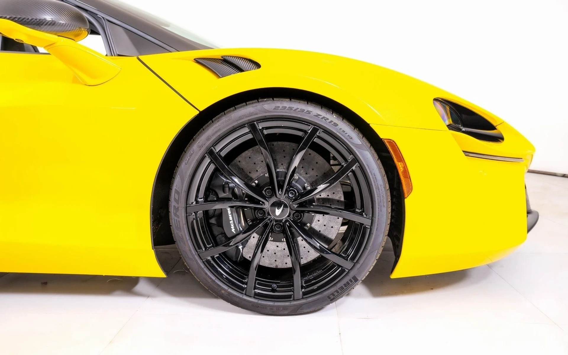 mph018_3879241874_23518f768bbf7c336faaa60180c66356x_3dc5e83c35