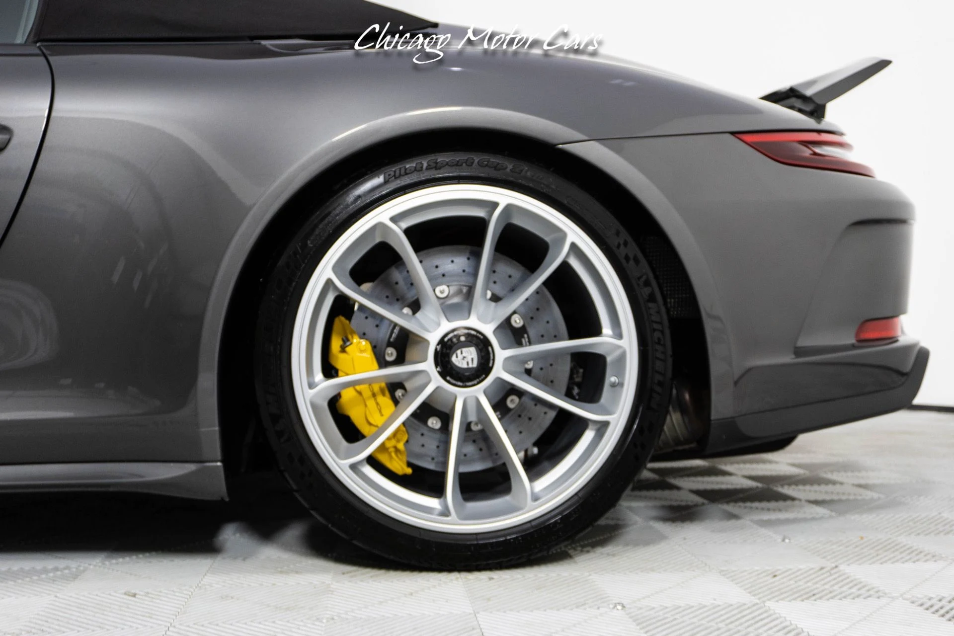 mph018_3882069119_13457_p19_l_c5d7ce4f09