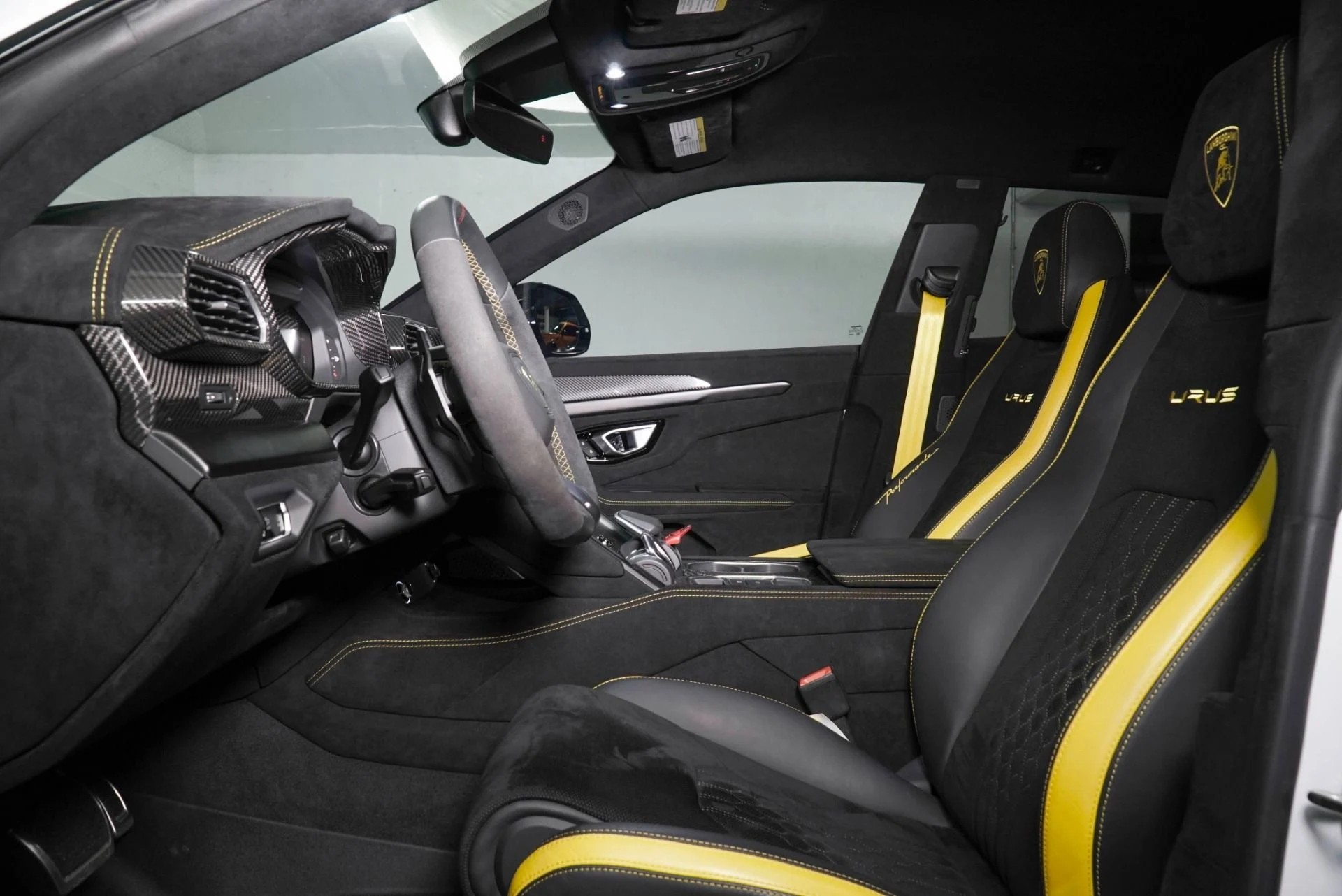 mph018_3883617137_Used_2023_Lamborghini_Urus_Performante_1789368095_b3f4067919