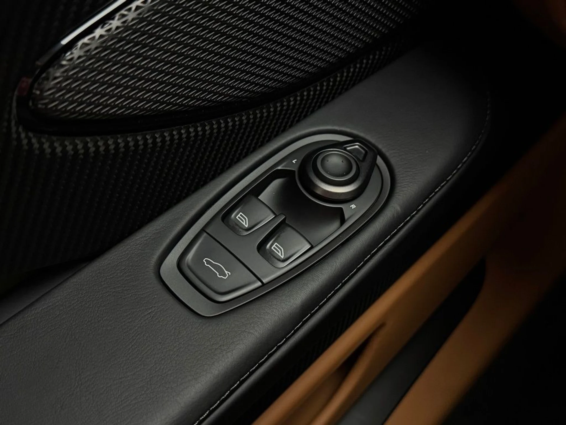 mph018_3885062110_y1idqx4ka3t0hs071bfit5ejmsxl_27d5c6d4bb