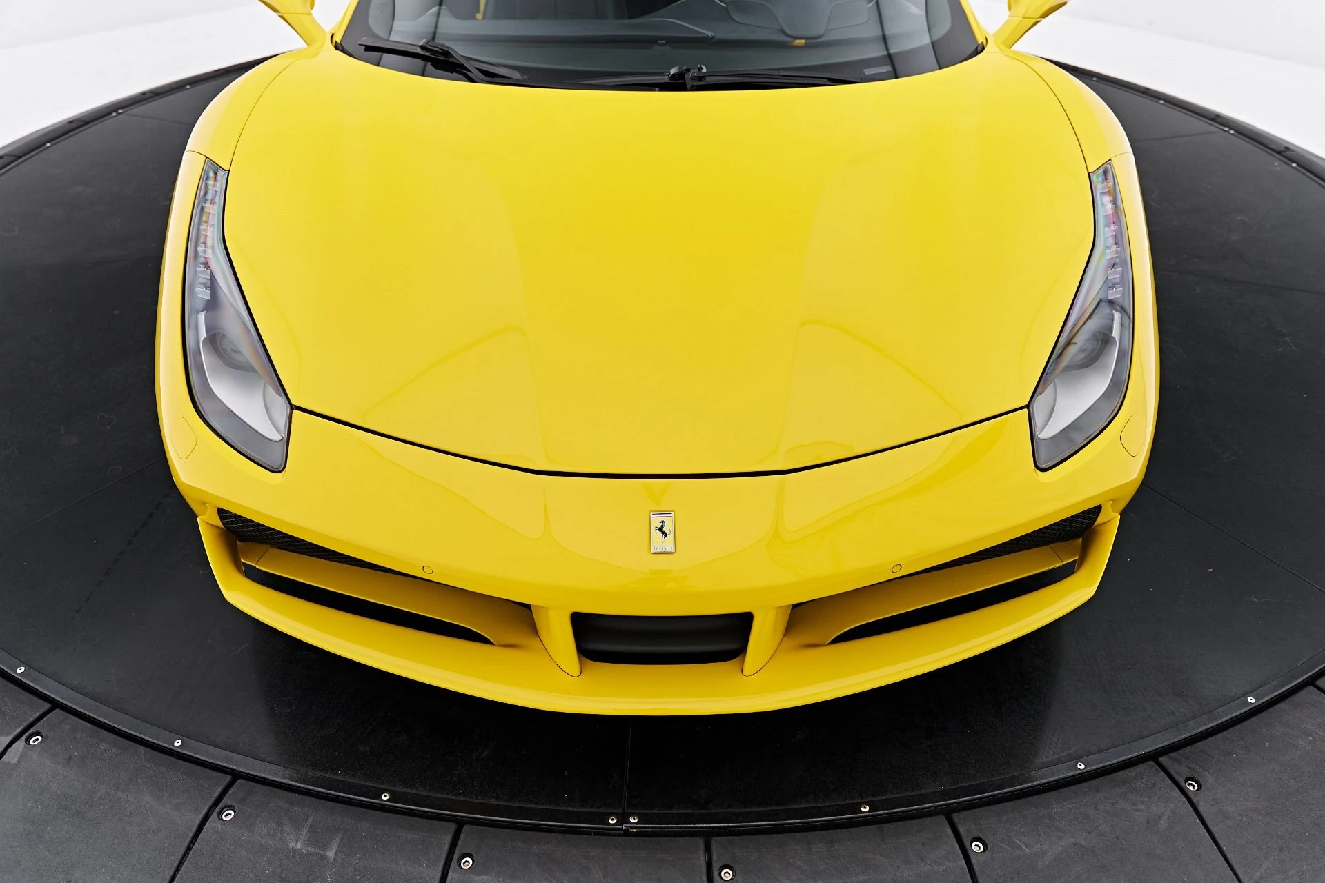 mph018_3897583496_Used_2017_Ferrari_488_GTB_Base_1791401157_b79048567e