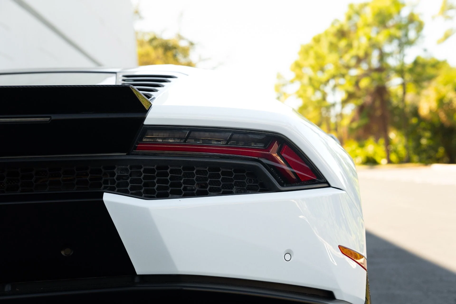 mph018_3900581150_Used_2016_Lamborghini_Huracan_LP_610_4_1771995727_b89de422e6