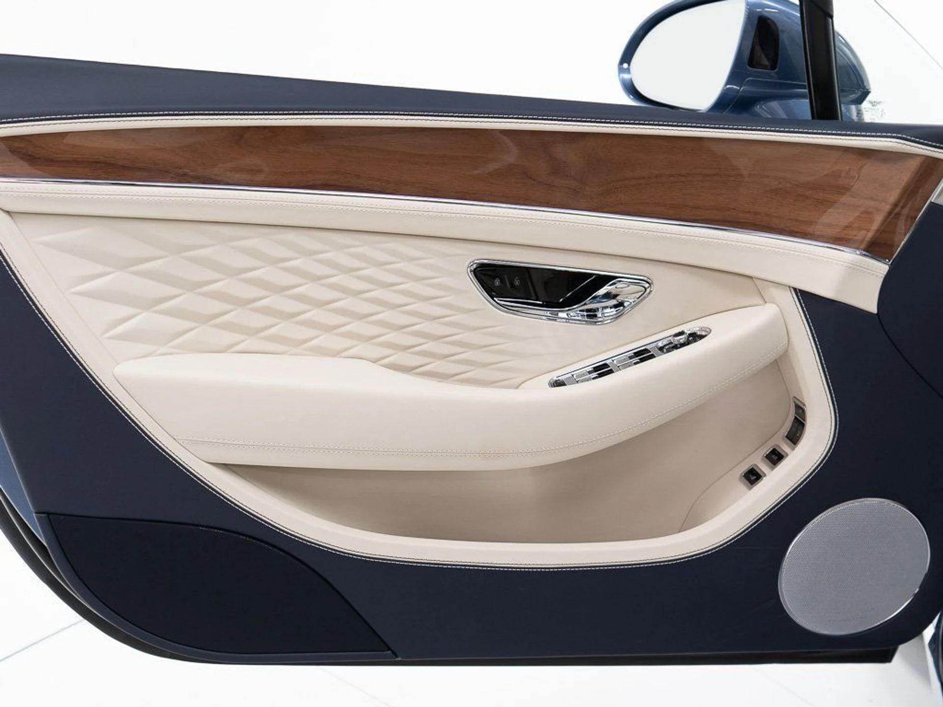 mph018_3911870957_8750a1a8da56d6ba45d37c2cf7415e77_b07537328d